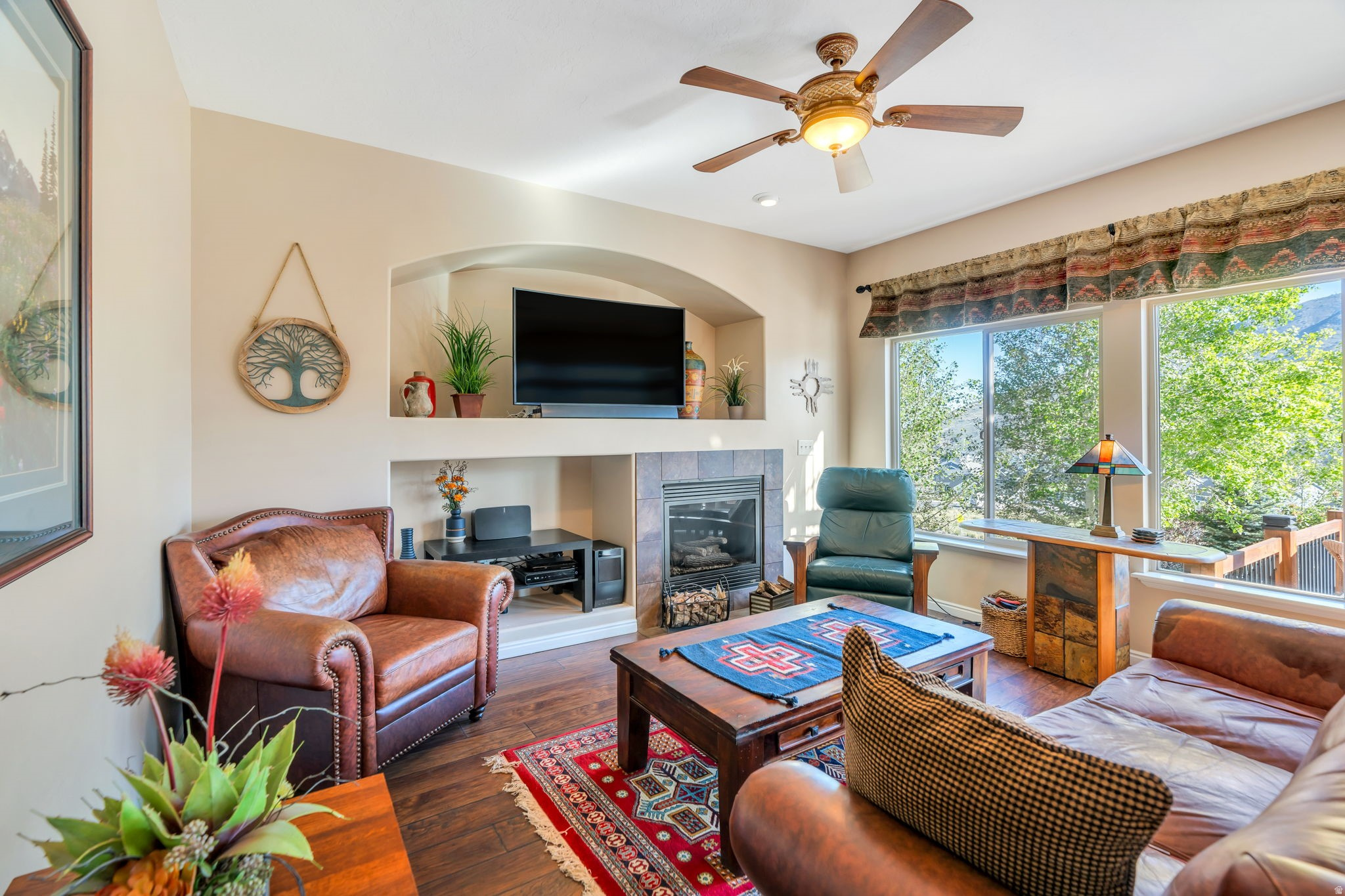 EAGLE CREST NO 1 AT SUNCREST - Residential