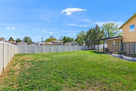 Tiny photo for 1440 DAVID DR, Syracuse, UT 84075 (MLS # 2156528)