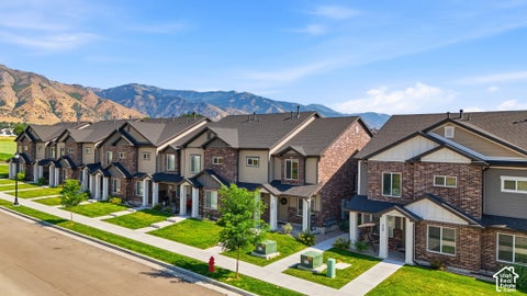 Townhouse For Sale - 356 E 2075<br/> North Logan, UT 84341