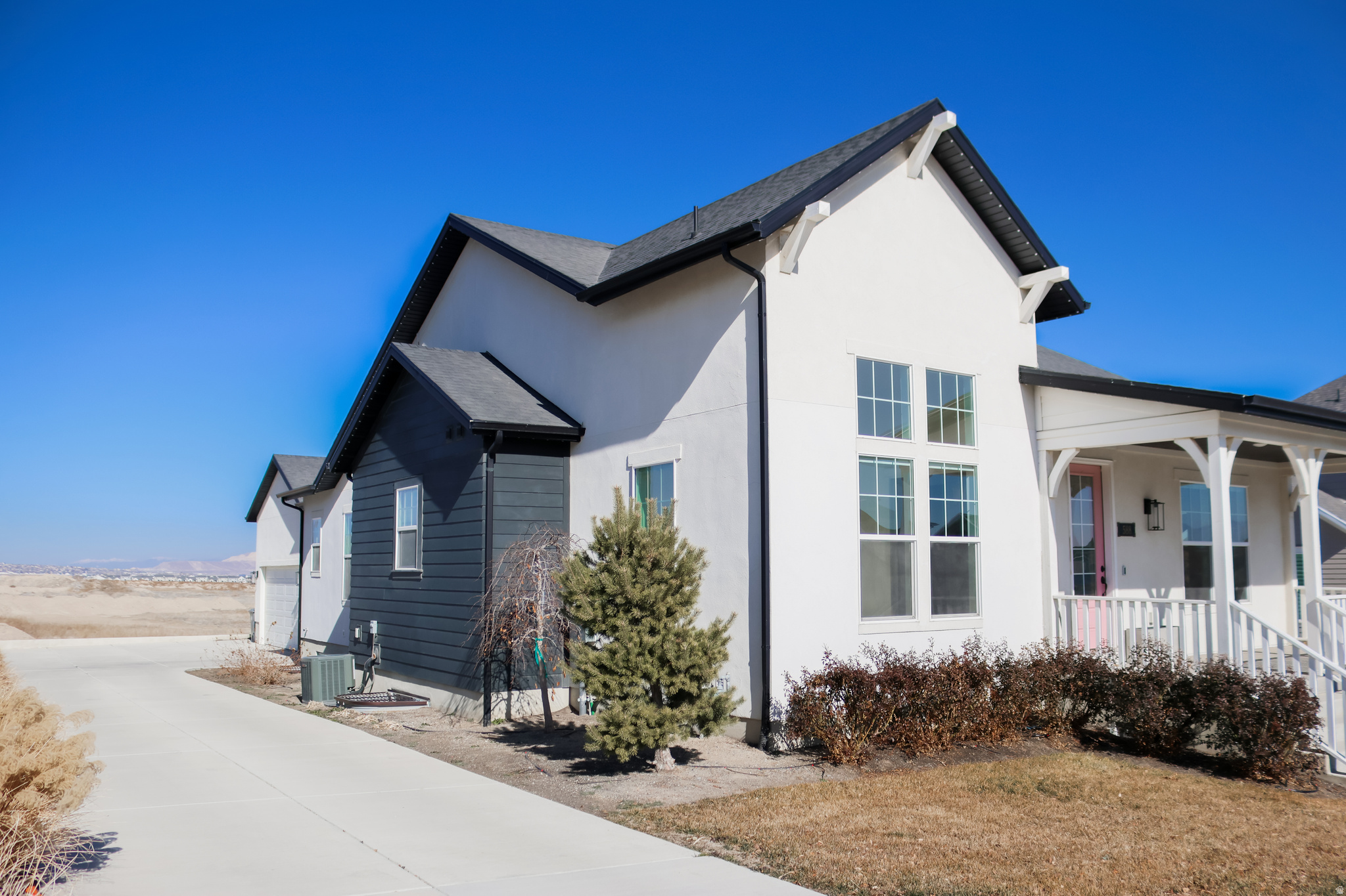 FOUNDERS AT BEACON POINTE - Residential