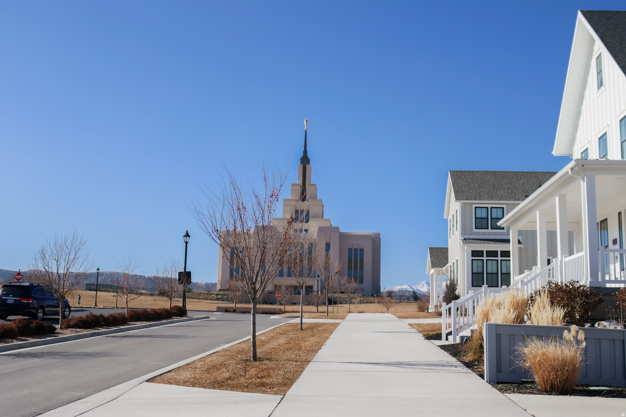 FOUNDERS AT BEACON POINTE - Residential