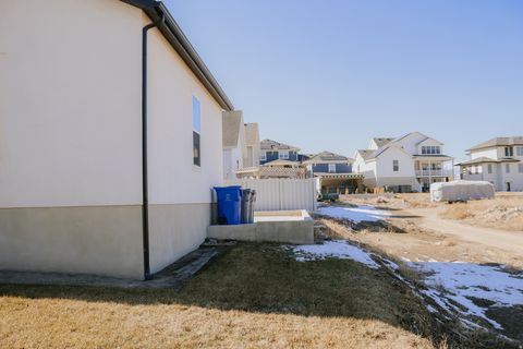 Tiny photo for 588 W FOUNDERS BLVD, Saratoga Springs, UT 84045 (MLS # 2142116)