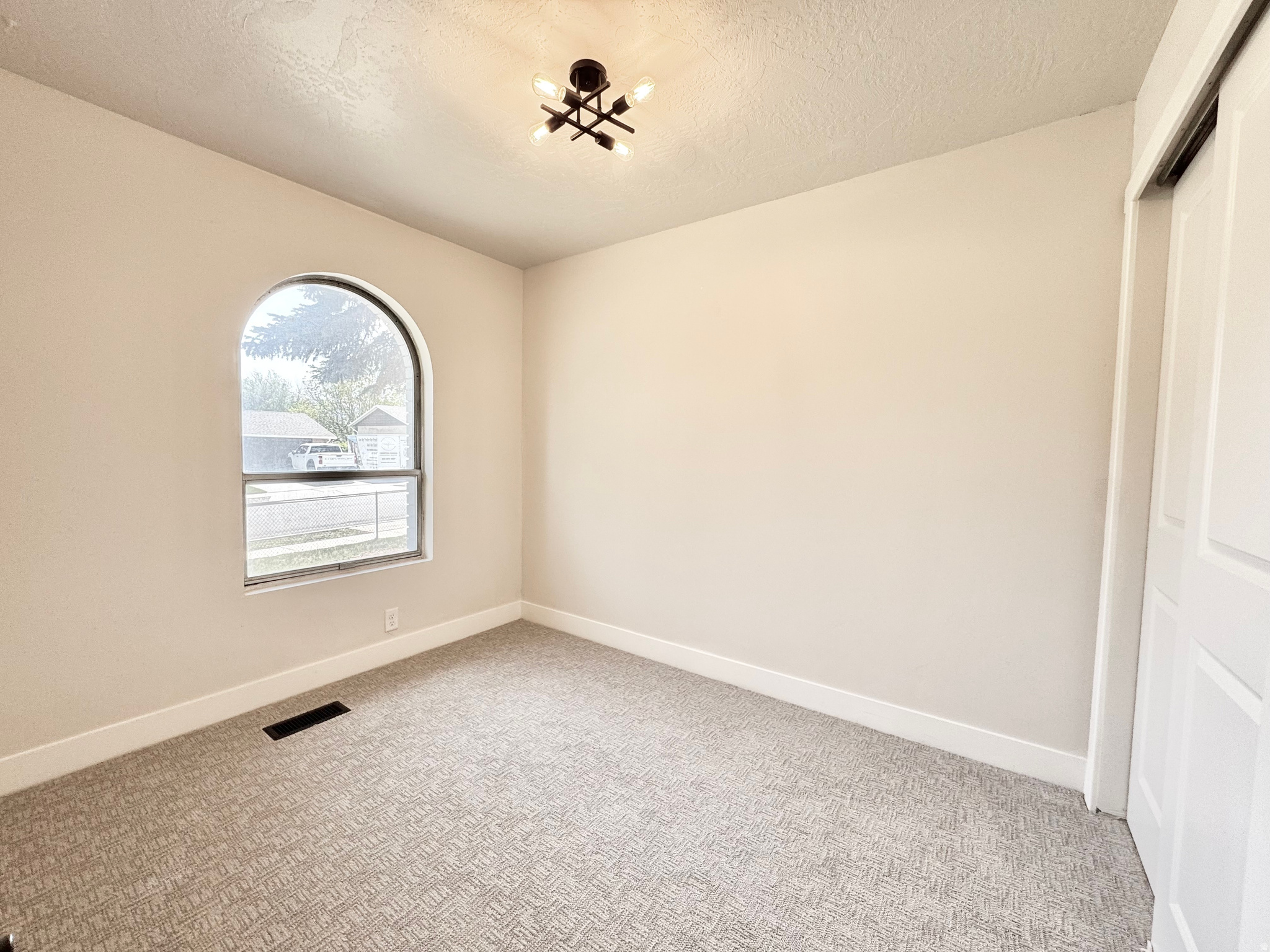 INDIAN VILLAGE SOUTH SUB #6 - Residential