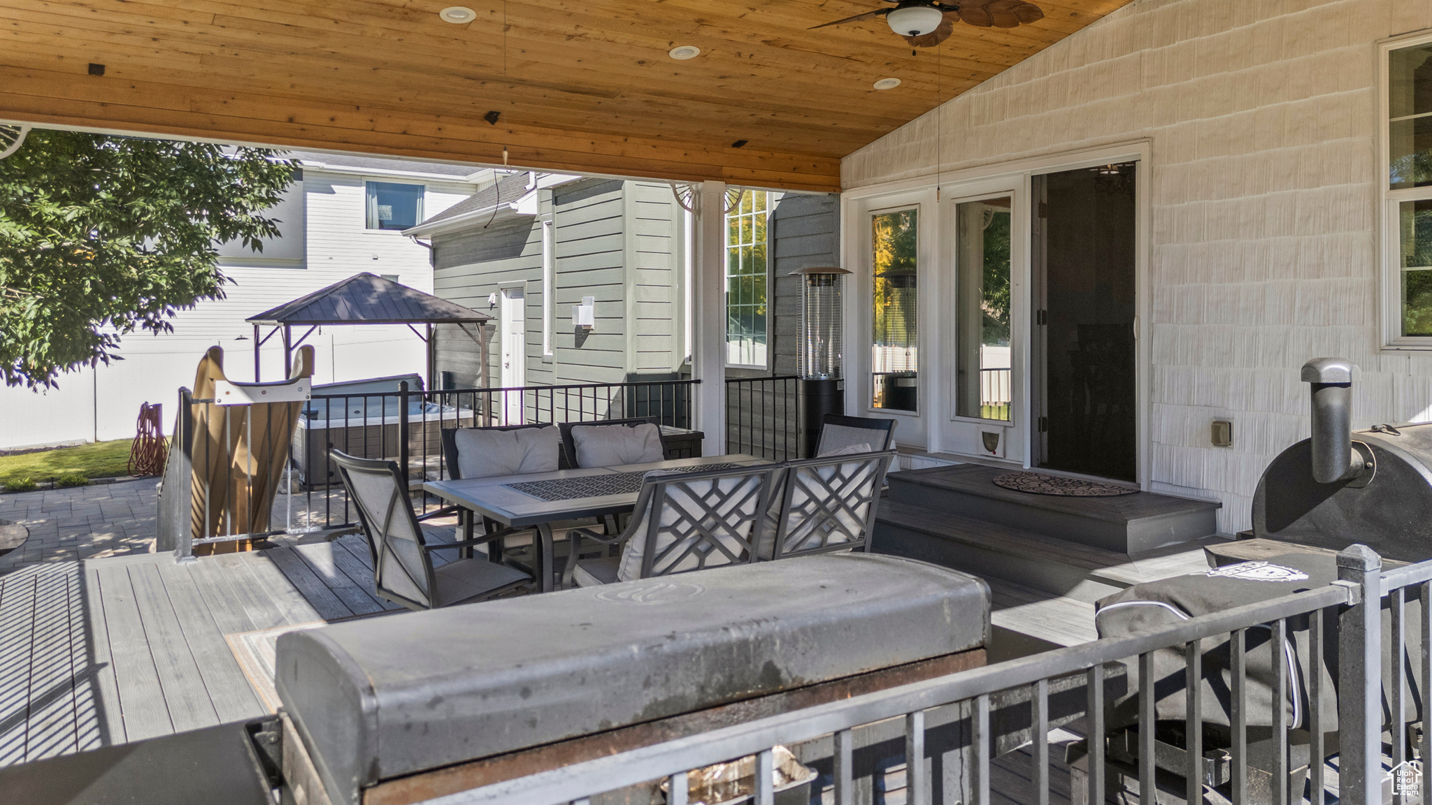 THE HEIGHTS - Residential