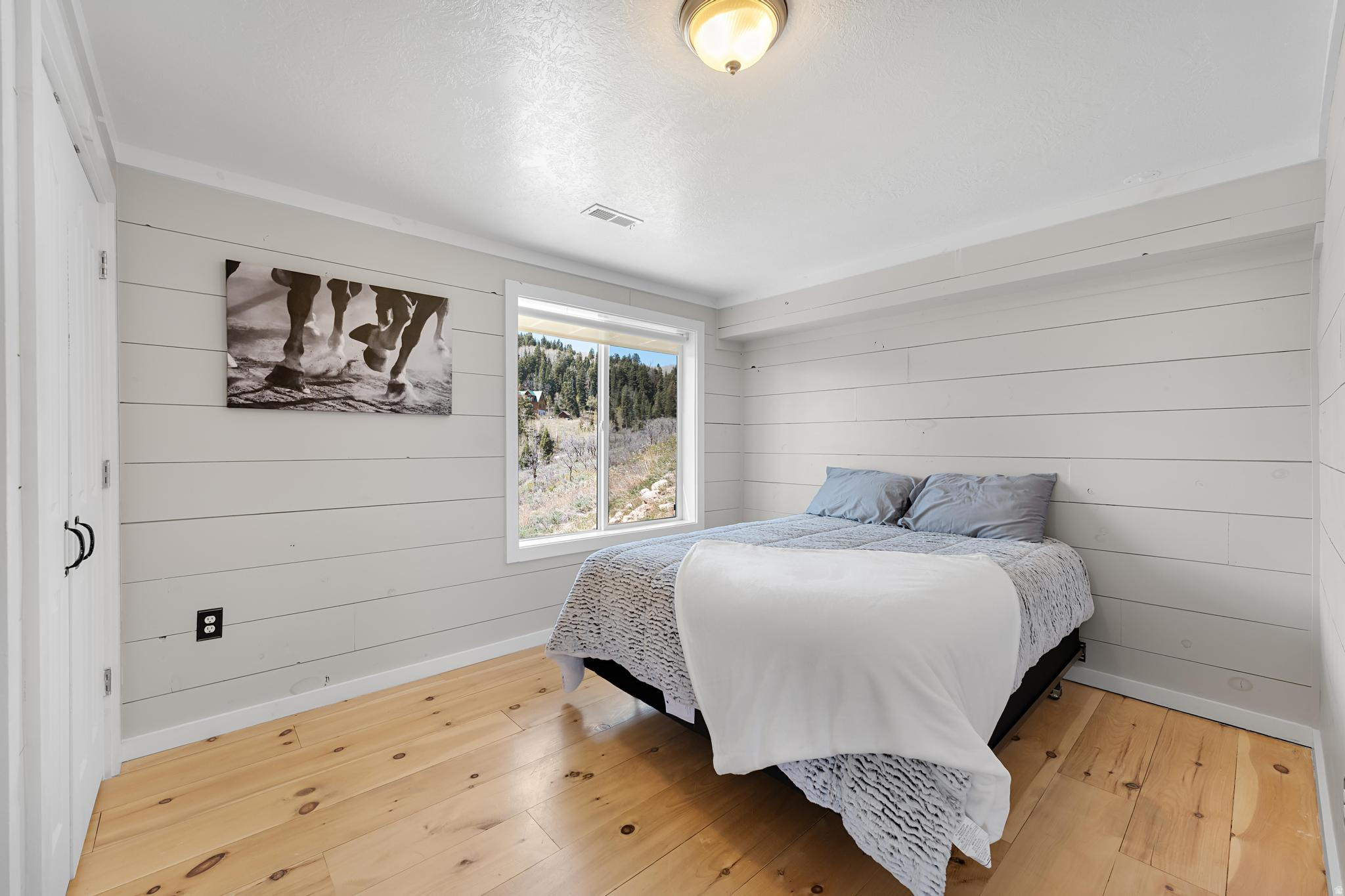 TOLLGATE - Residential