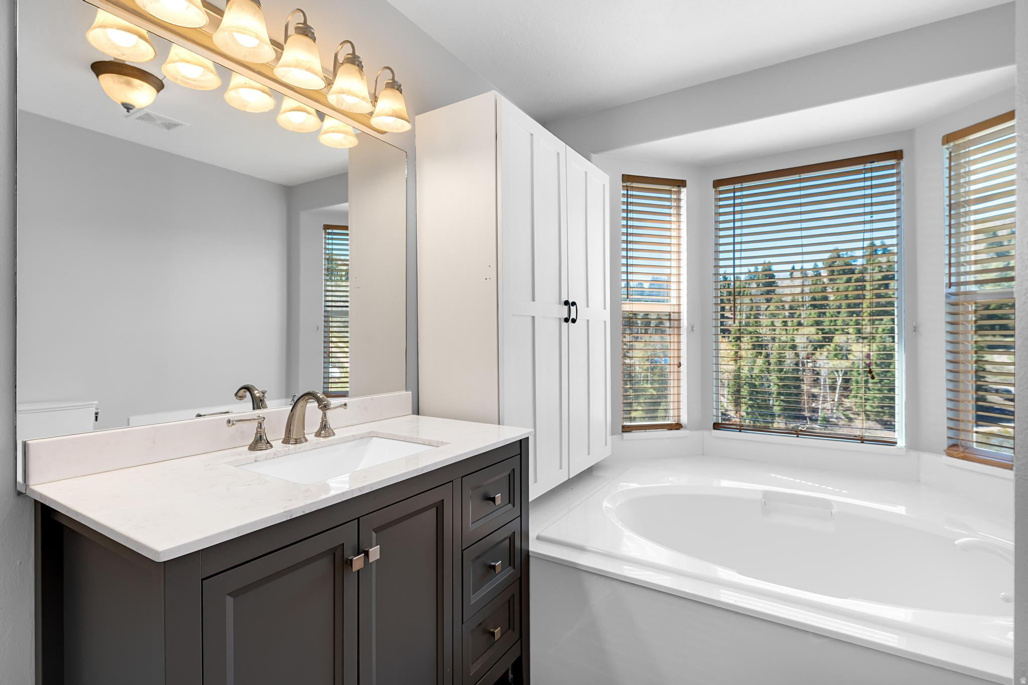 TOLLGATE - Residential