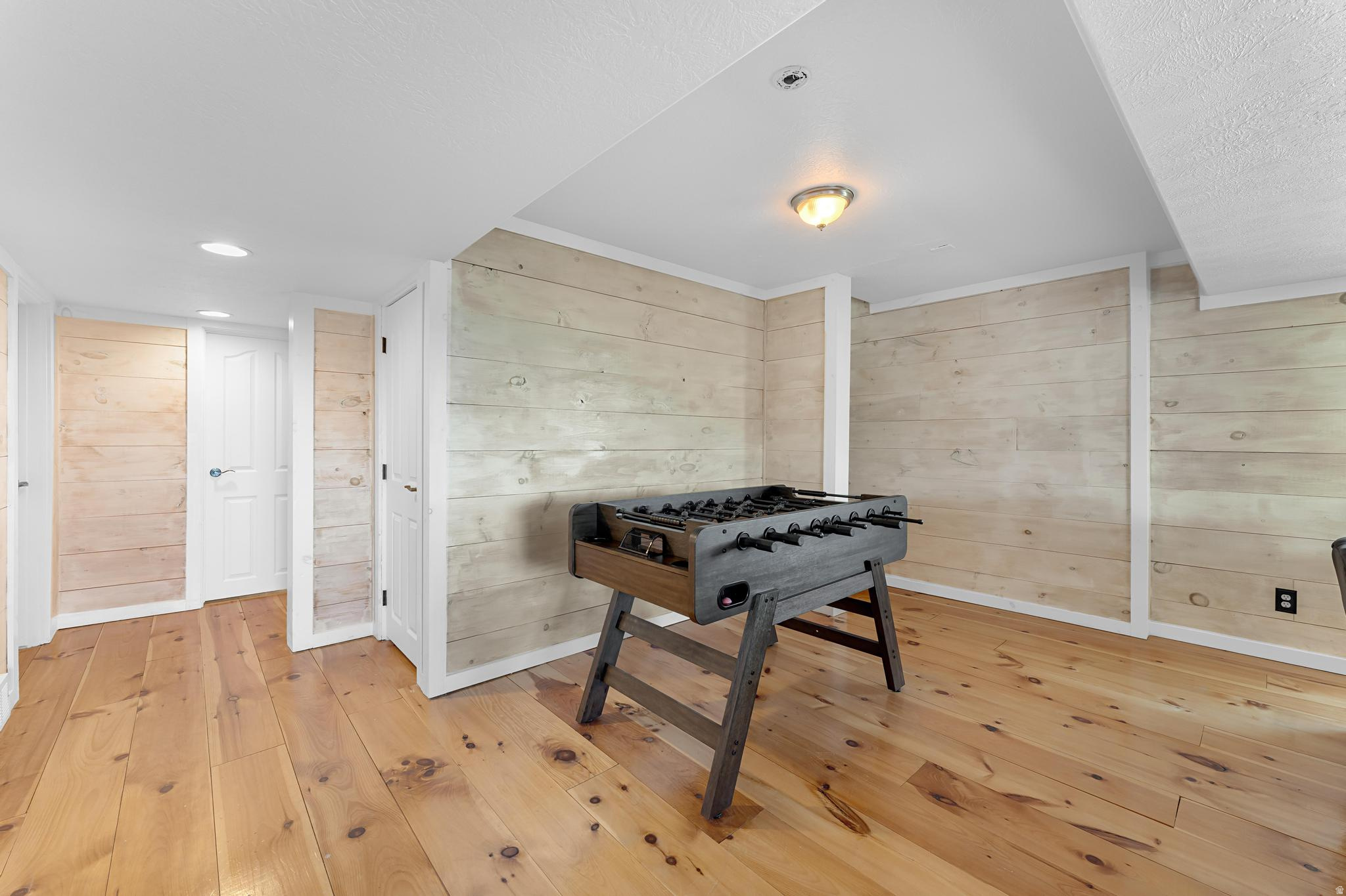TOLLGATE - Residential