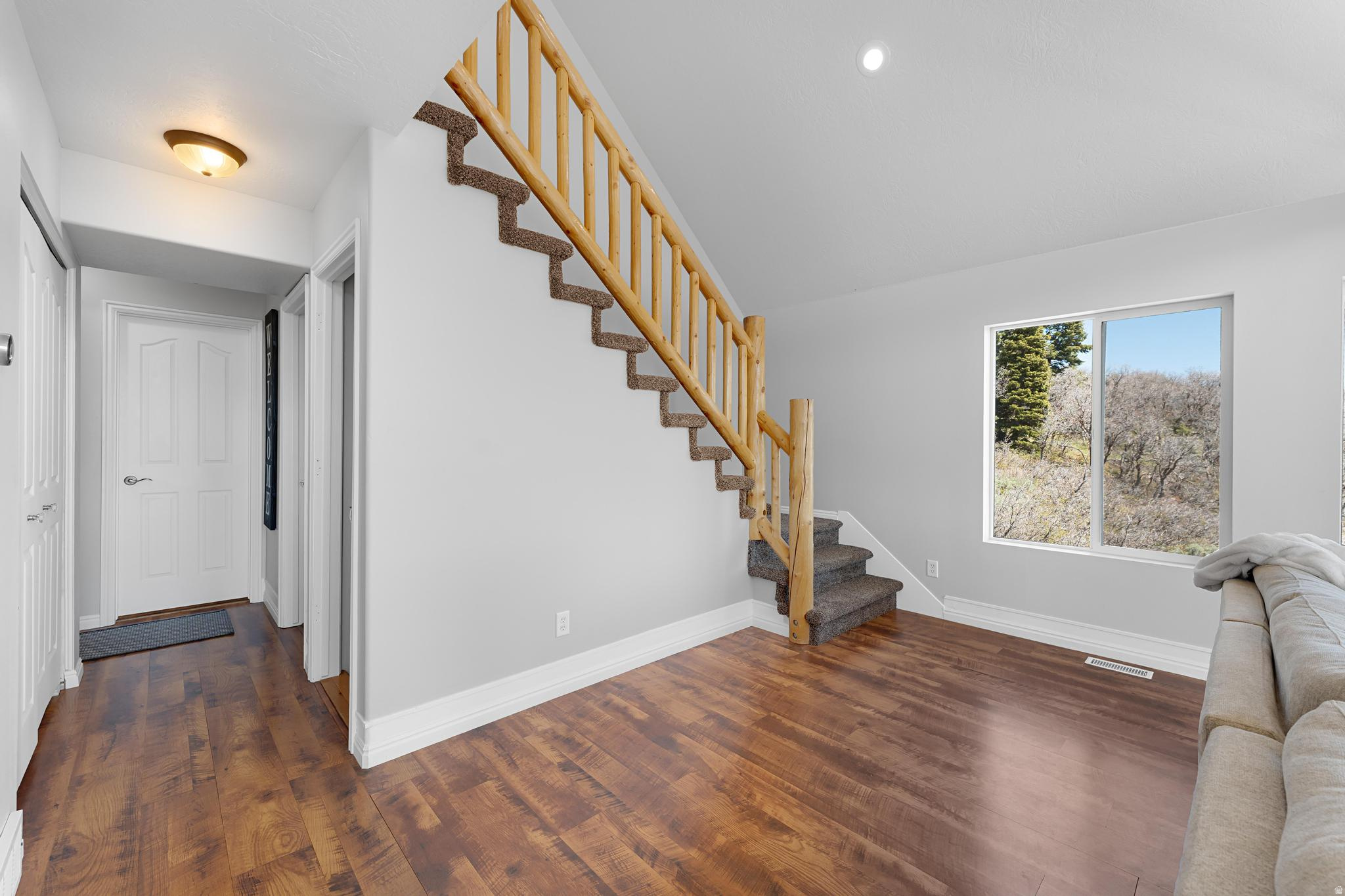 TOLLGATE - Residential