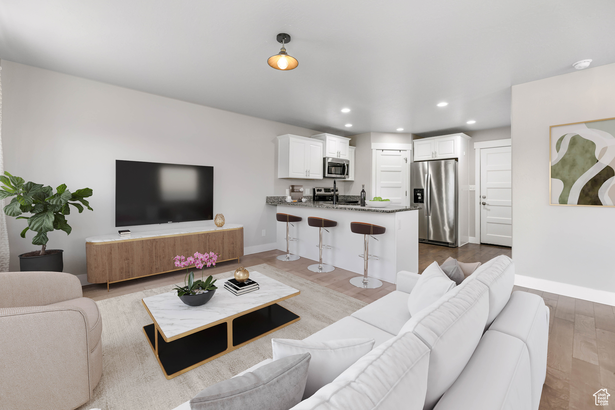 COLONIAL PARK - Residential