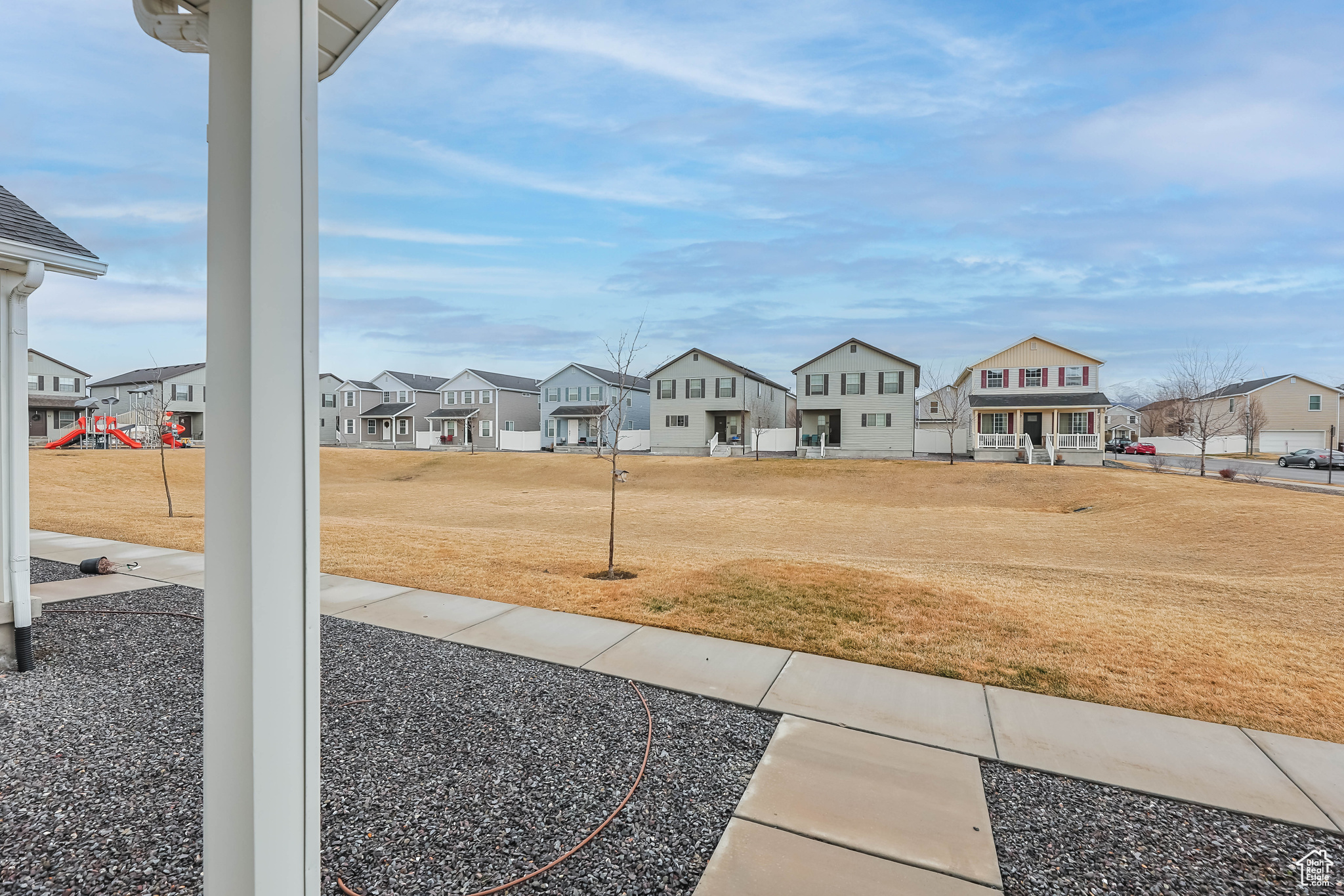 COLONIAL PARK - Residential