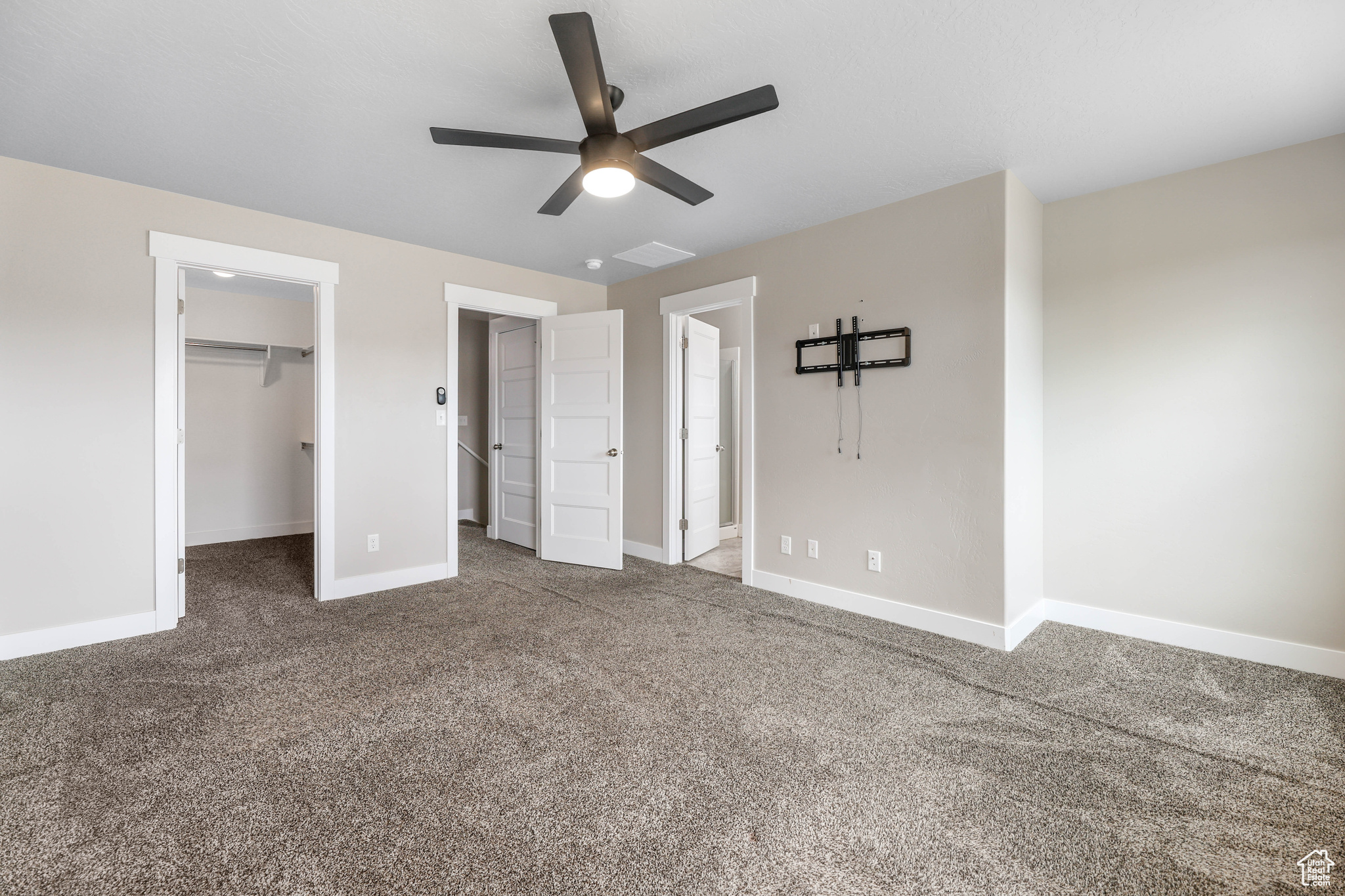 COLONIAL PARK - Residential