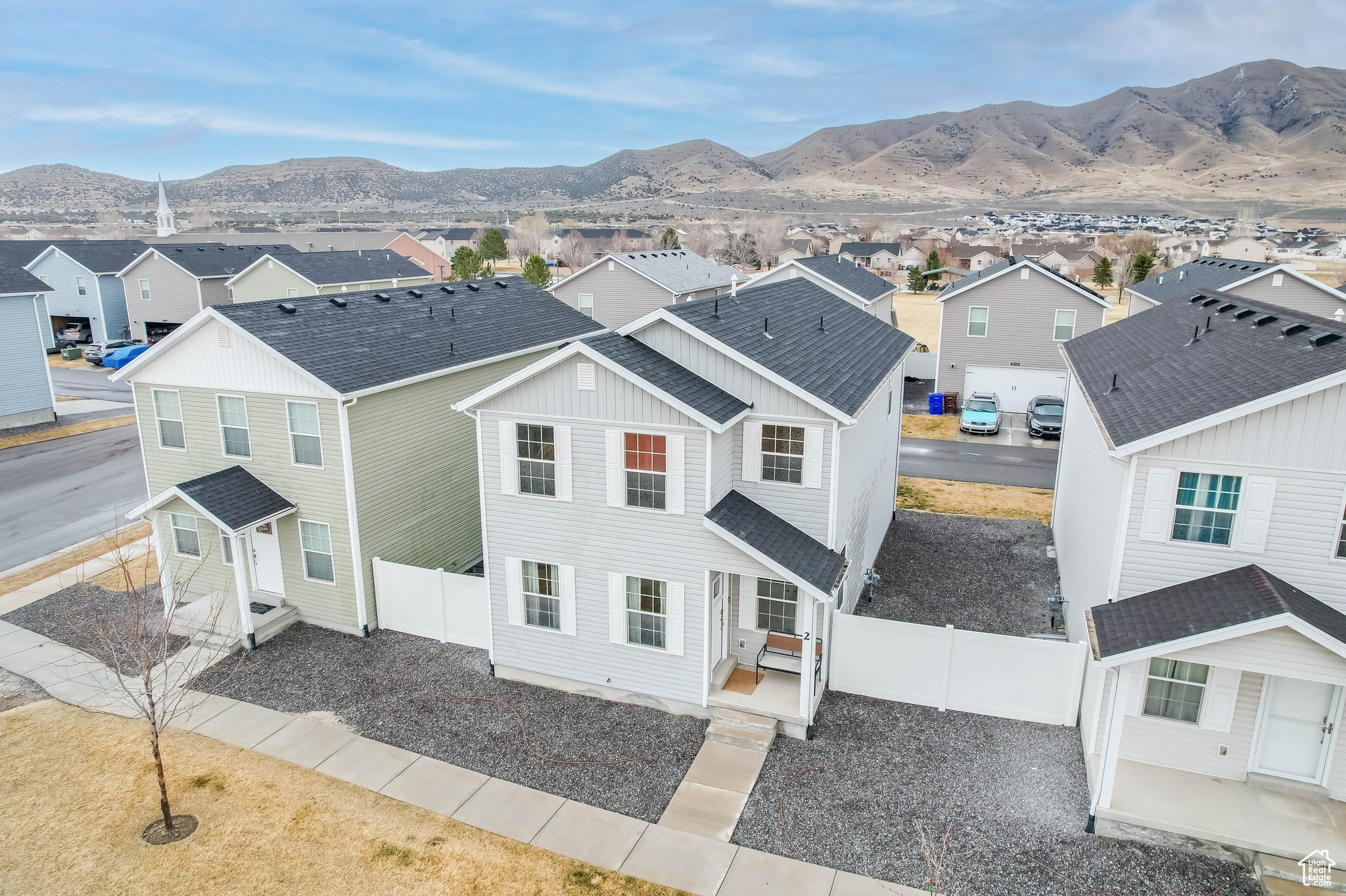 COLONIAL PARK - Residential