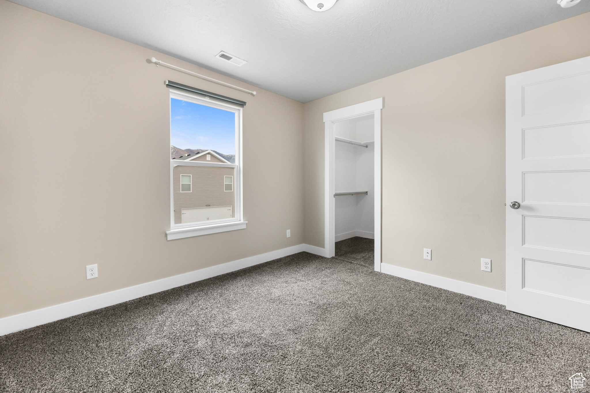 COLONIAL PARK - Residential