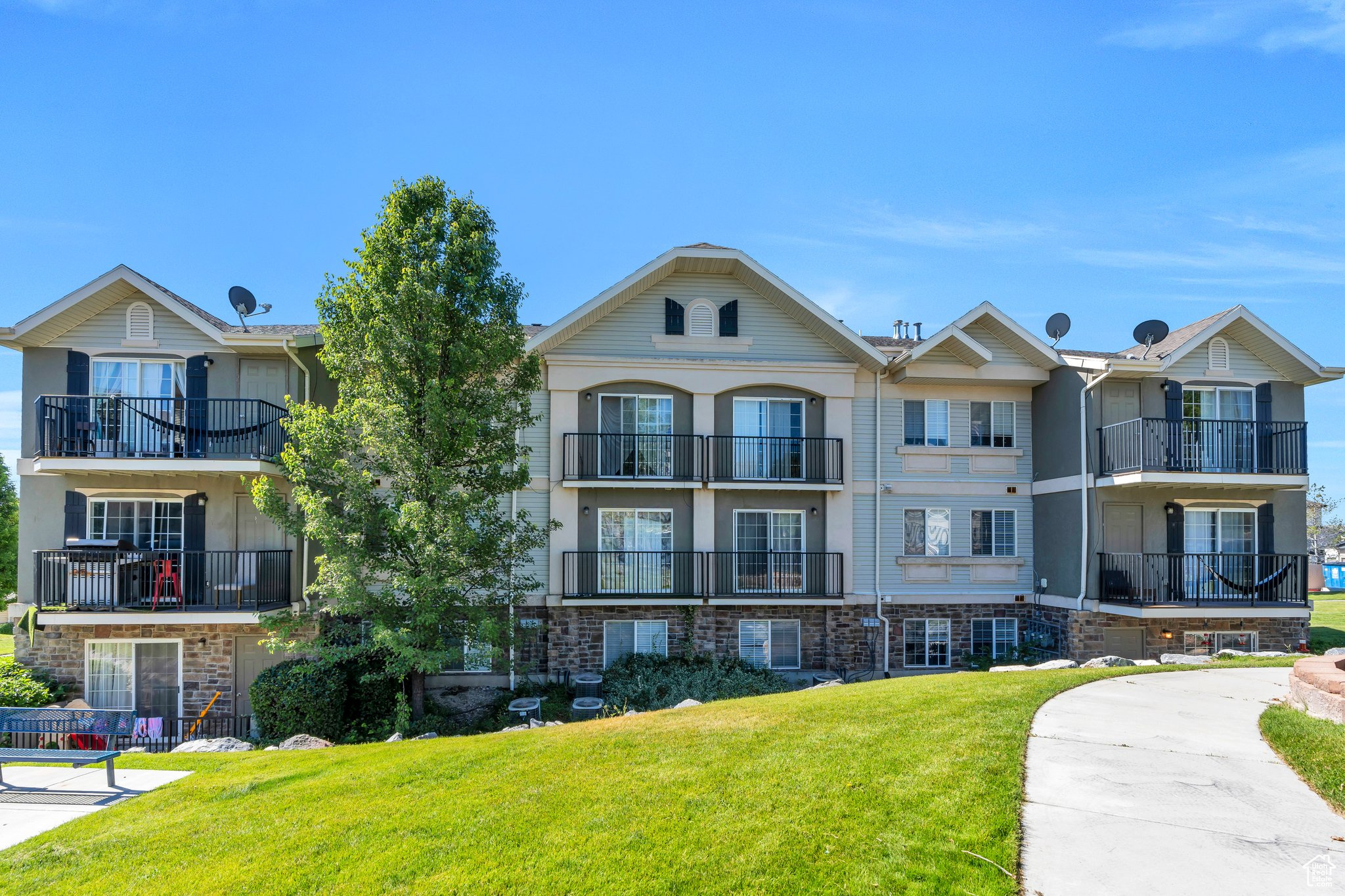 160 W Daybreak Ln, Saratoga Springs, Utah image 1