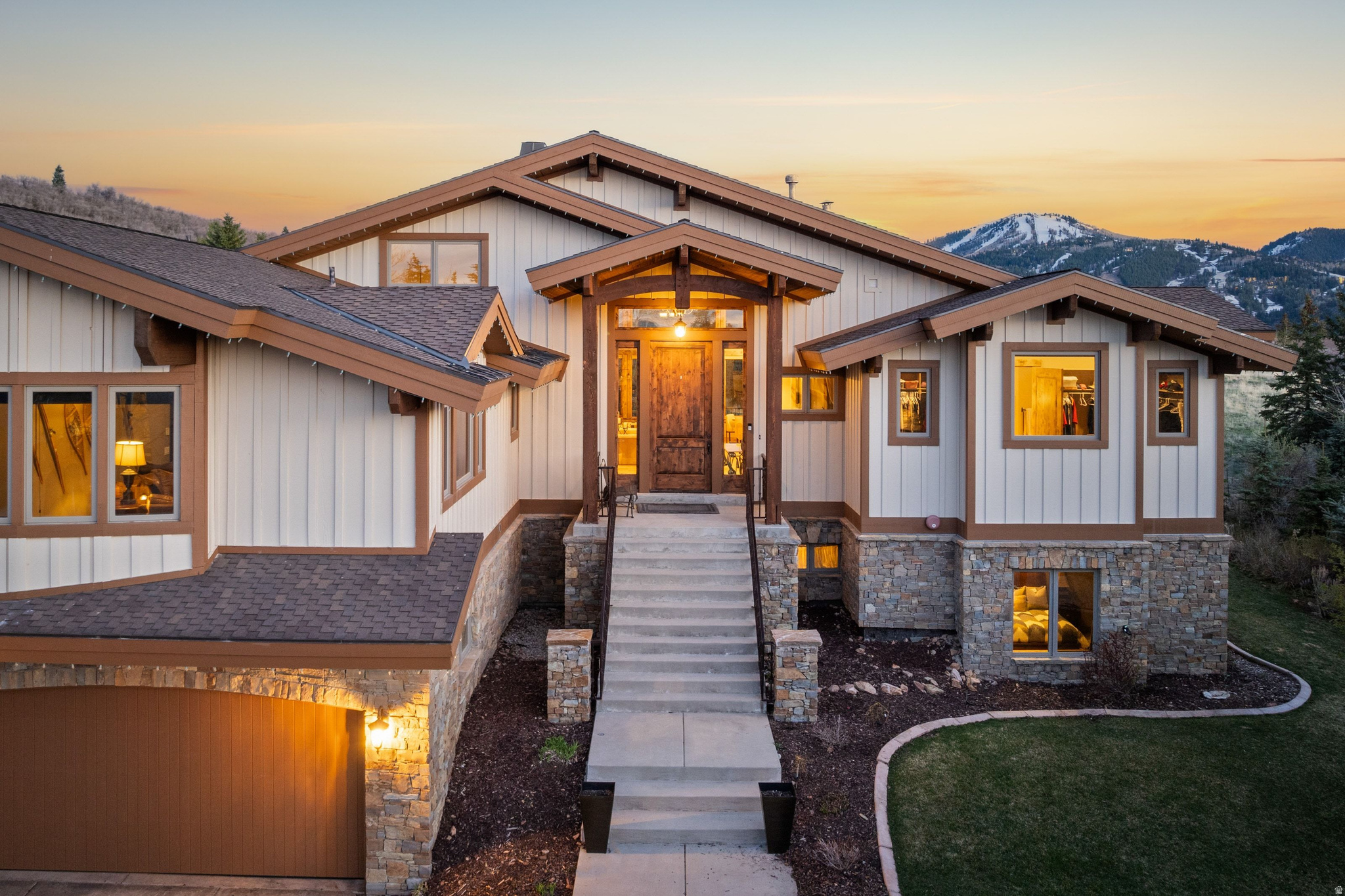 THE OAKS AT DEER VALLEY - Residential