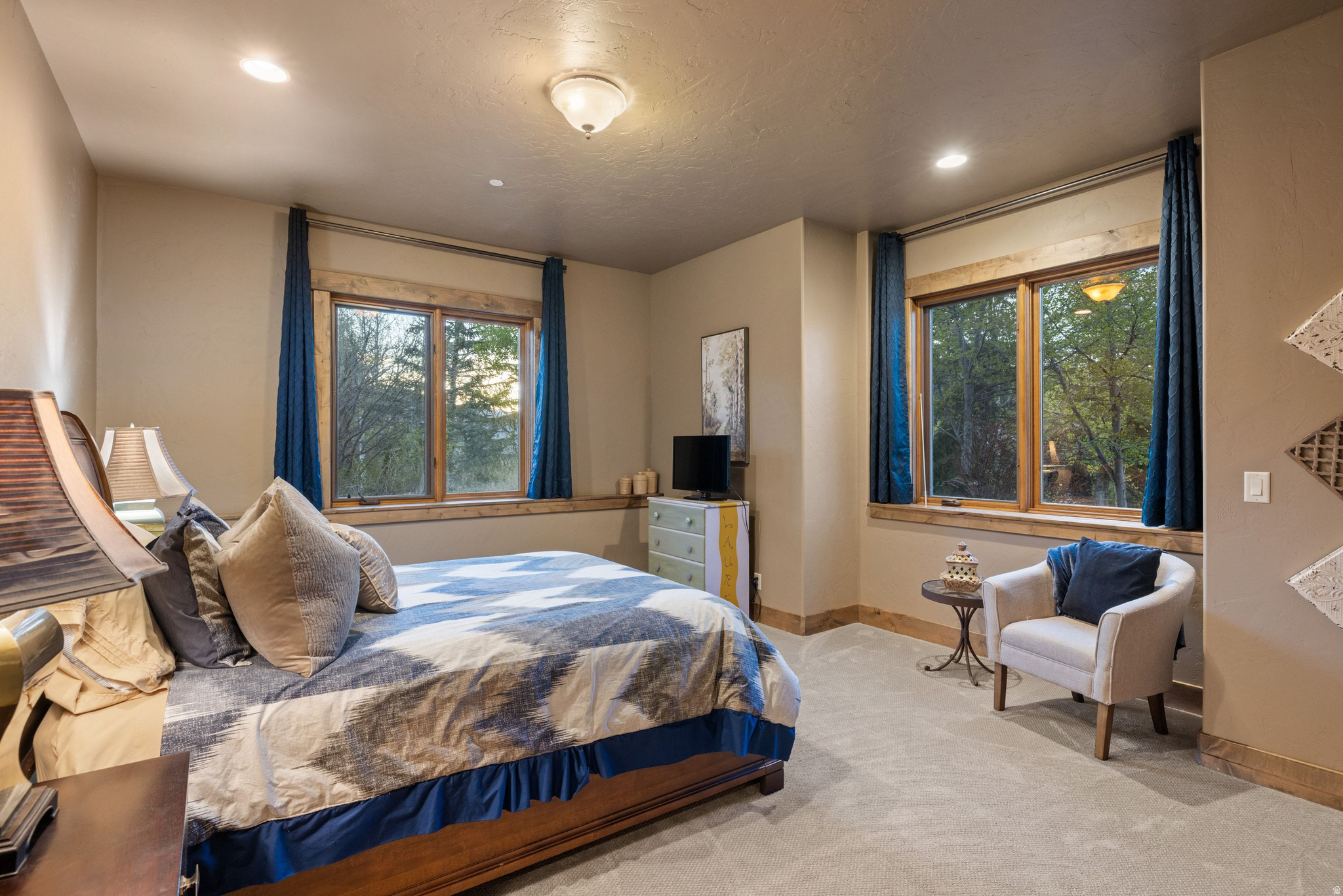 THE OAKS AT DEER VALLEY - Residential
