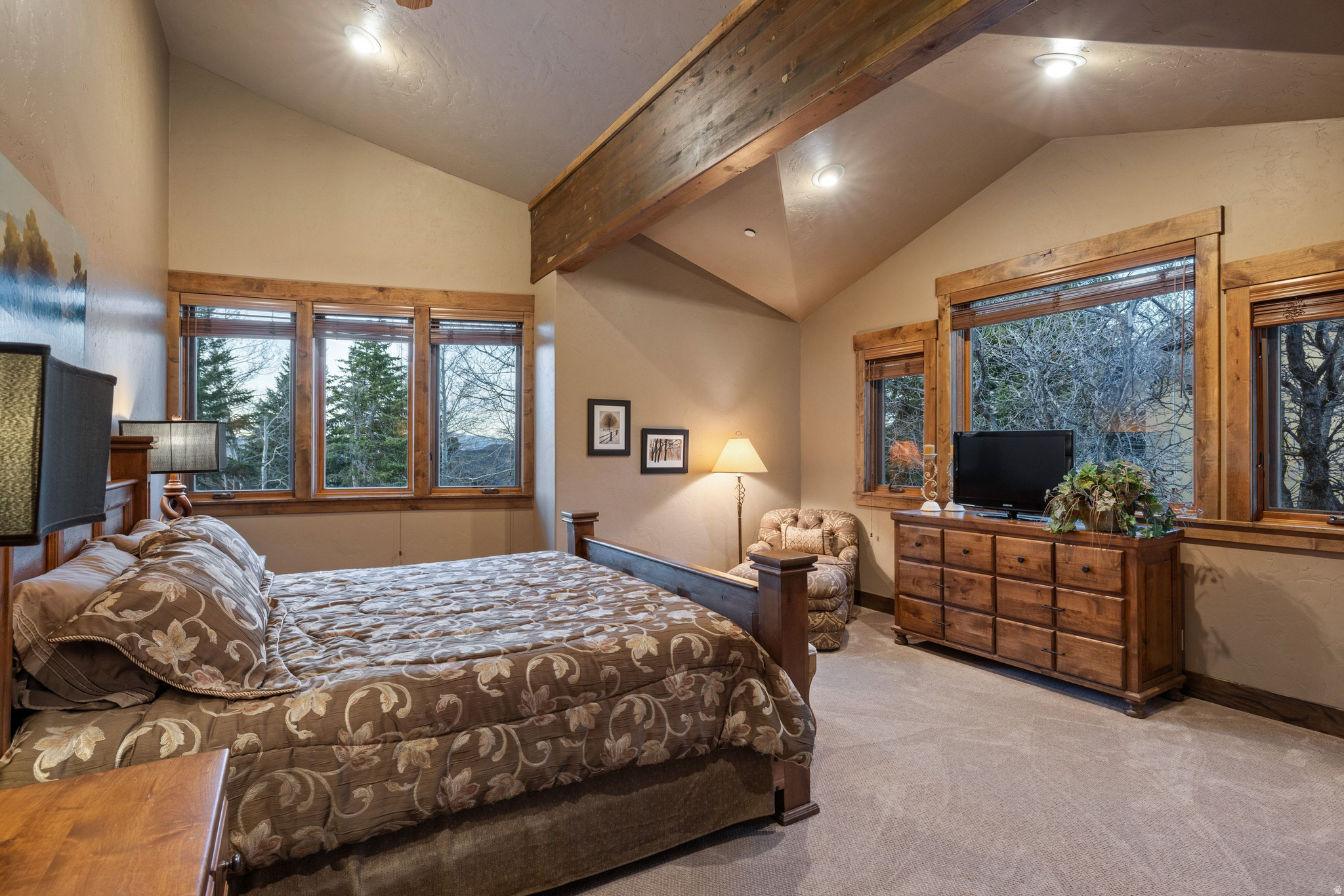 THE OAKS AT DEER VALLEY - Residential