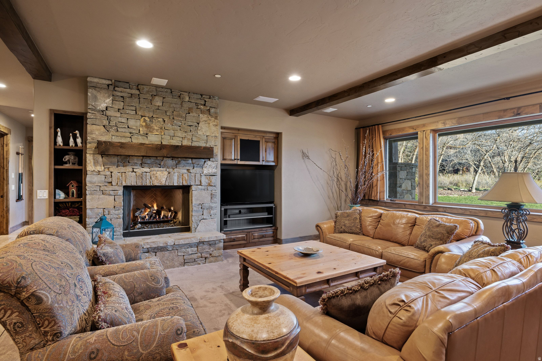 THE OAKS AT DEER VALLEY - Residential
