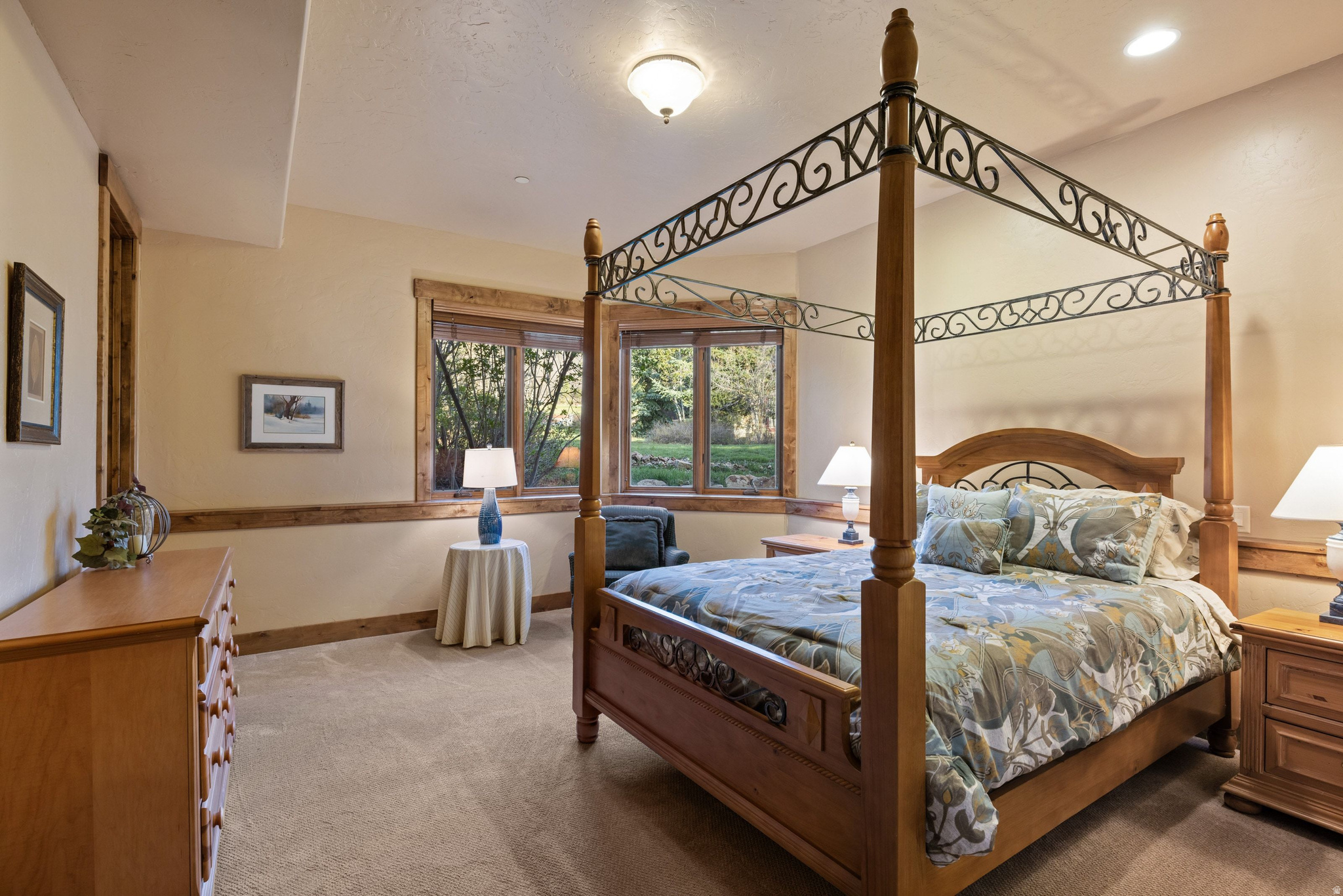 THE OAKS AT DEER VALLEY - Residential