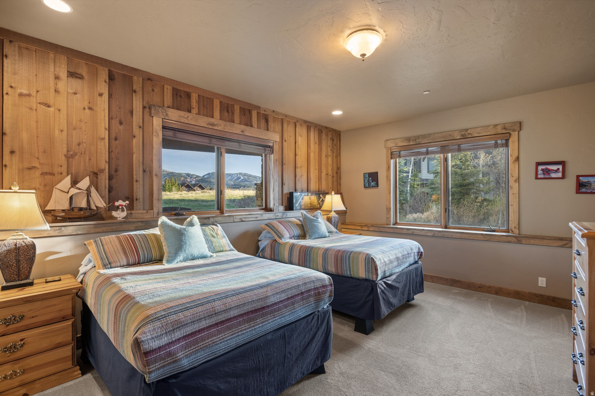 THE OAKS AT DEER VALLEY - Residential