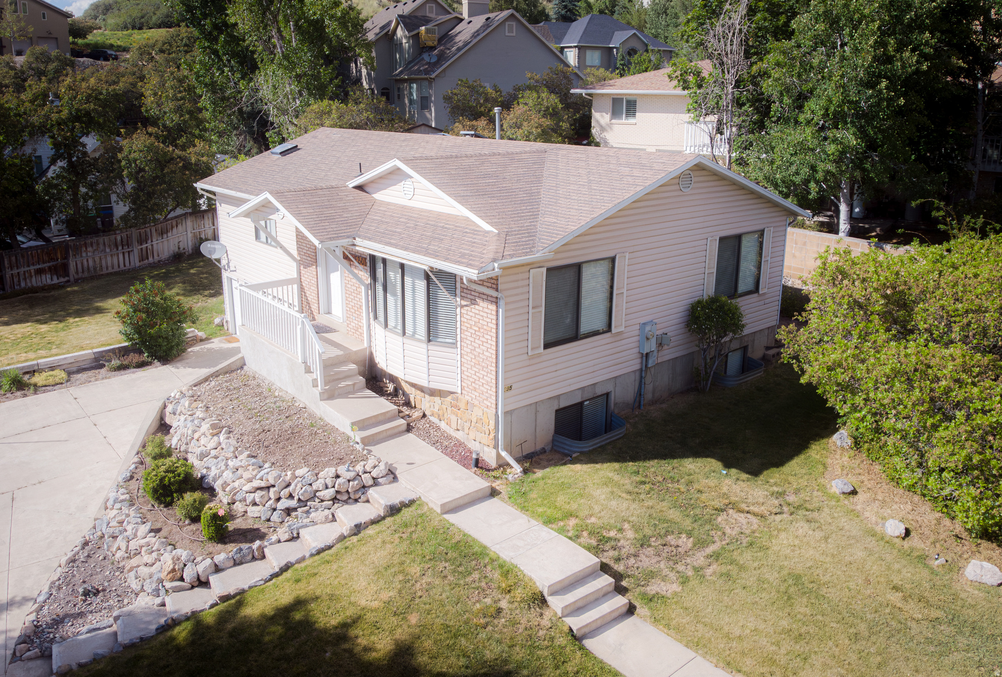 RIDGE - Residential