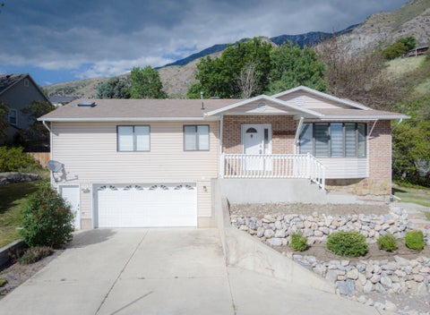 Homes For Sale - 895 E Quail Dr<br/> Provo, UT 84604