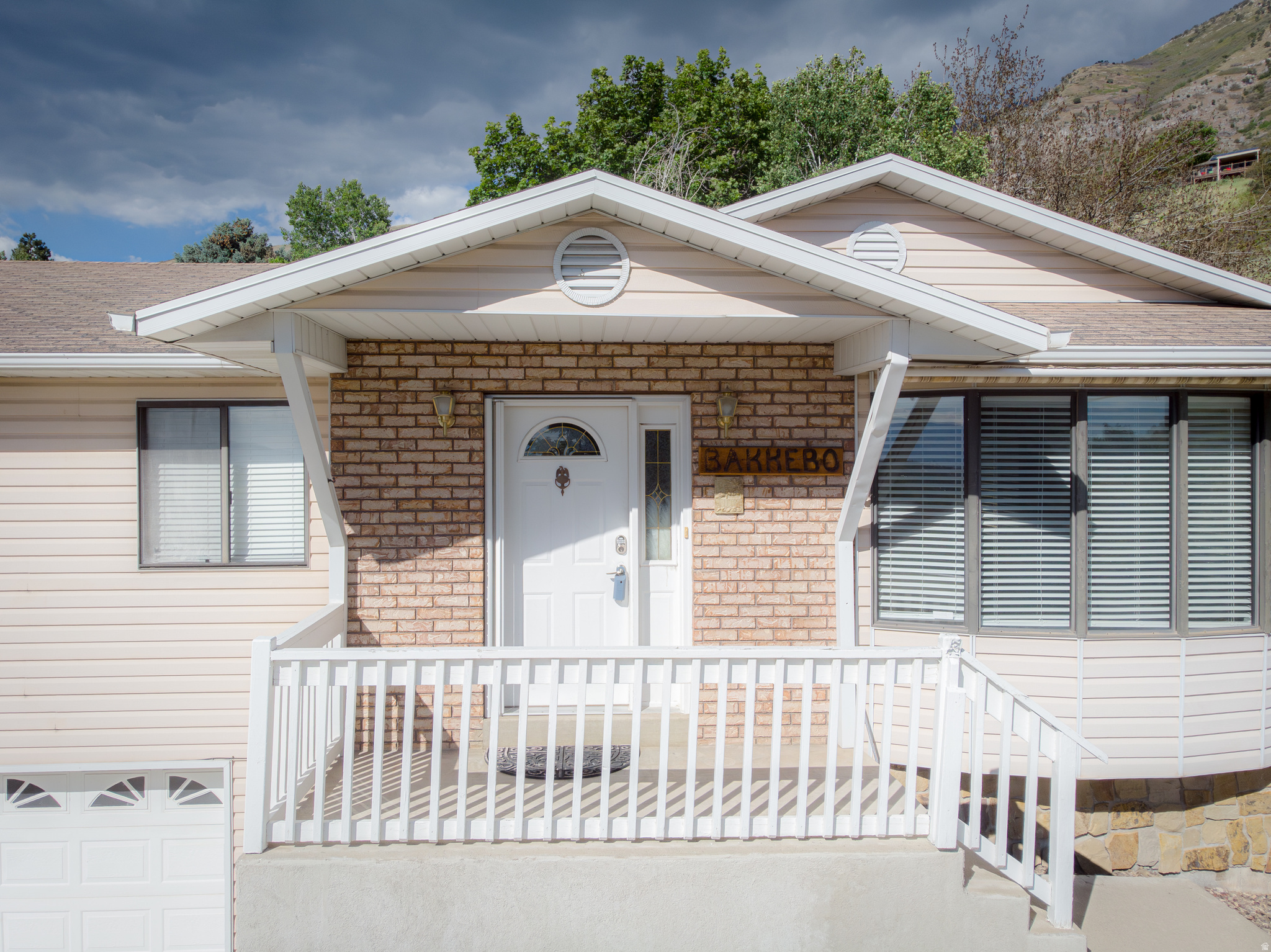 RIDGE - Residential