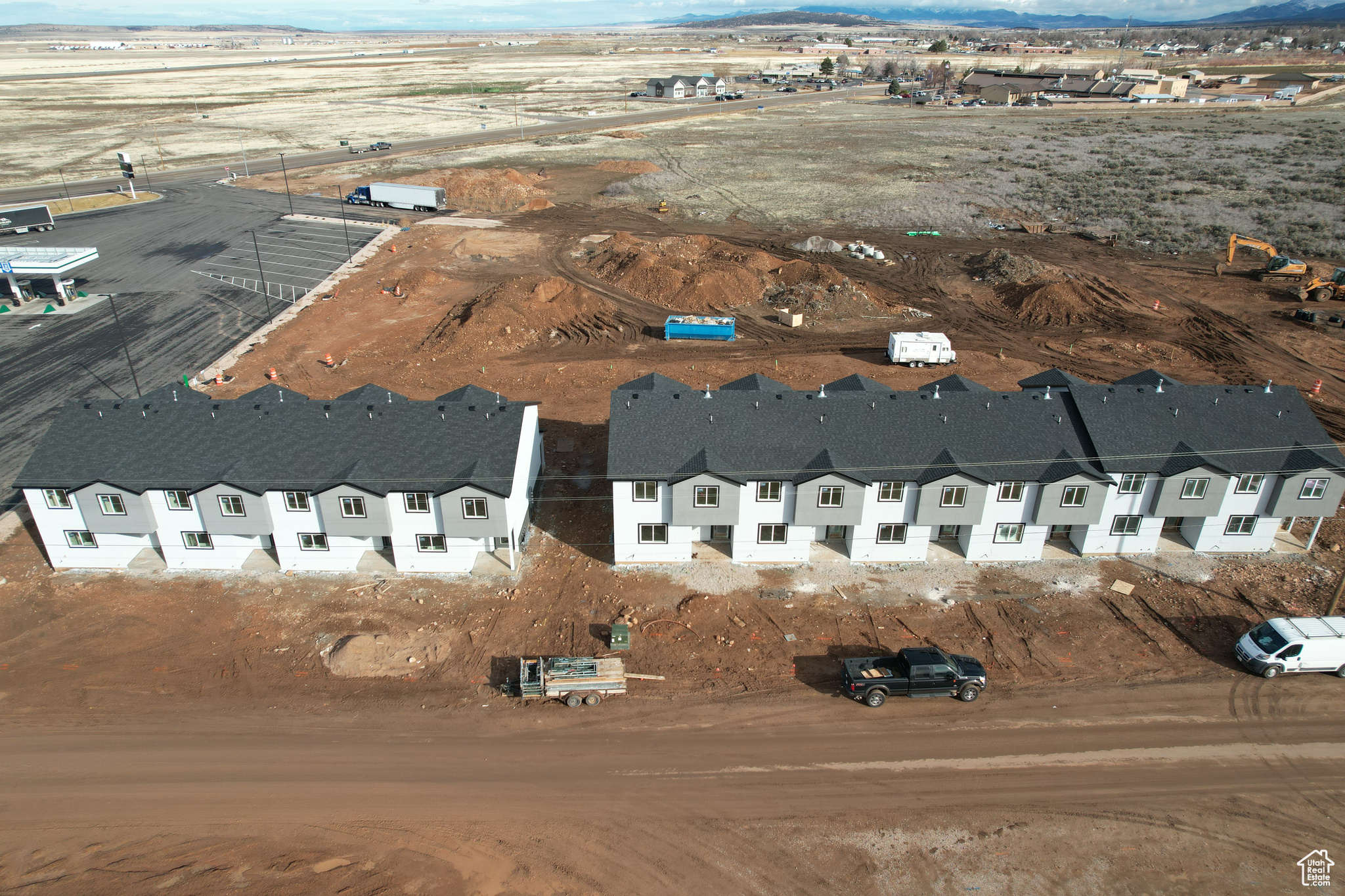 THE COLONY AT PRAIRIE HAVEN - Residential