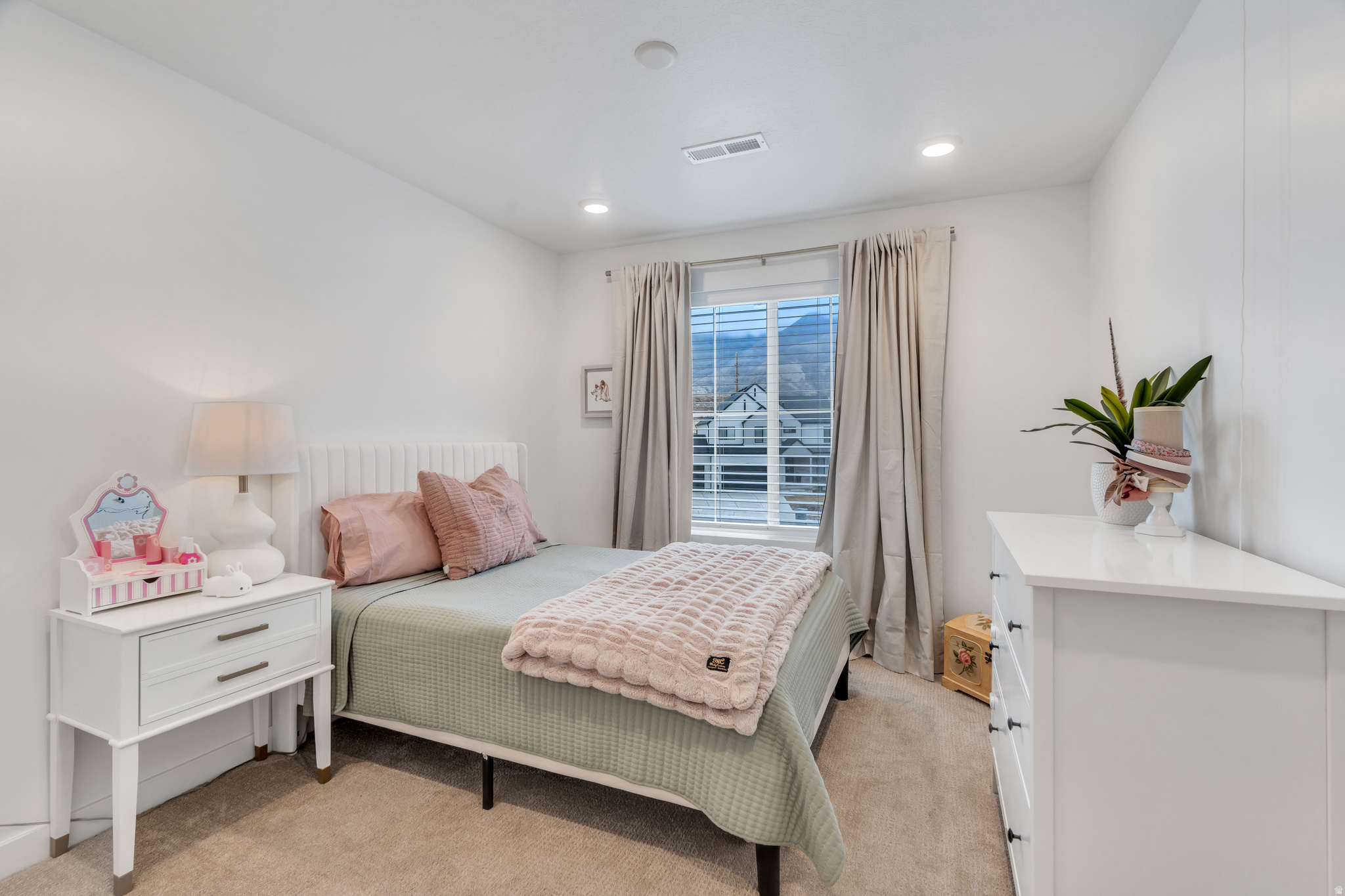 MAPLETON HEIGHTS - Residential