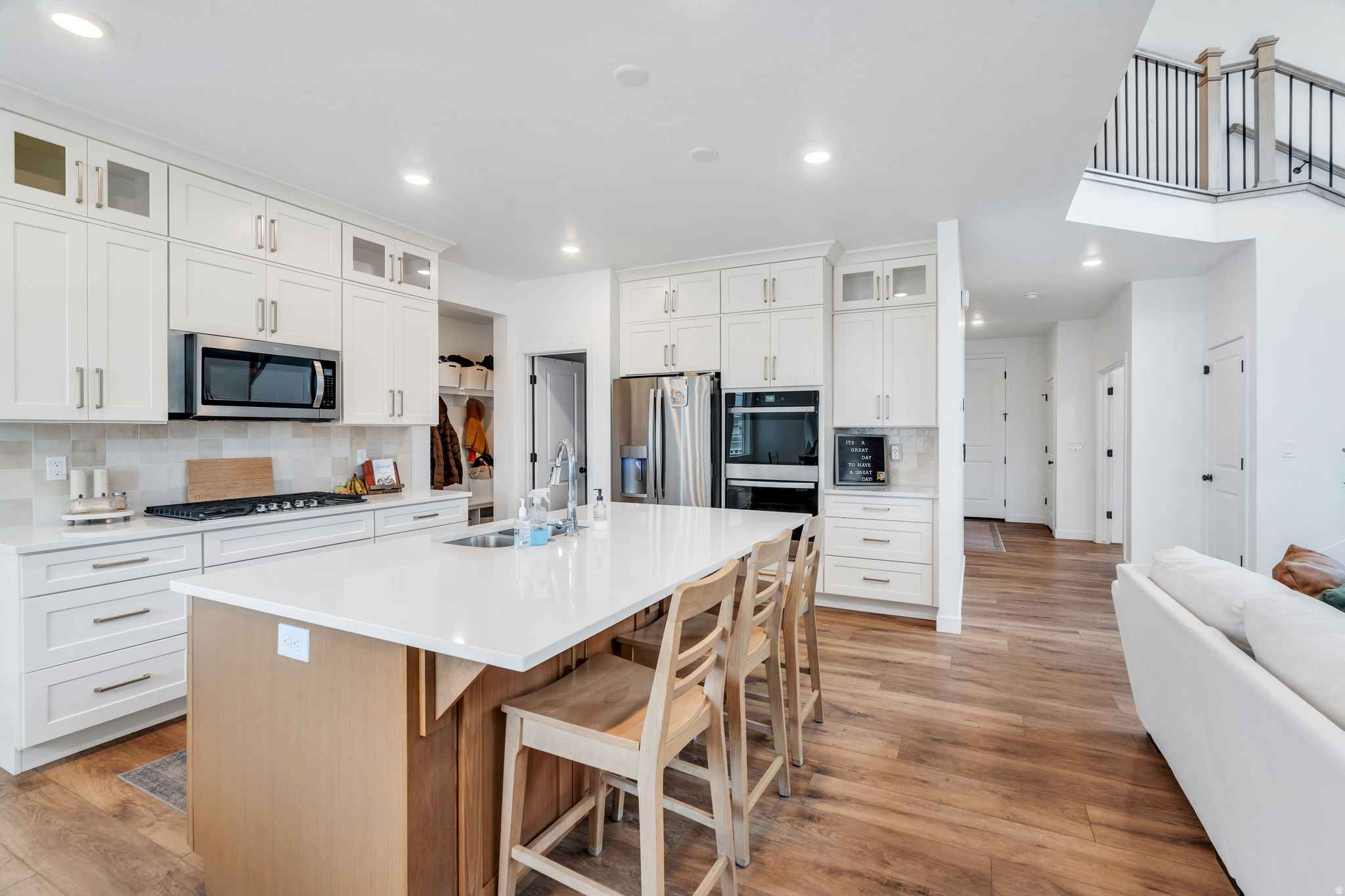 MAPLETON HEIGHTS - Residential