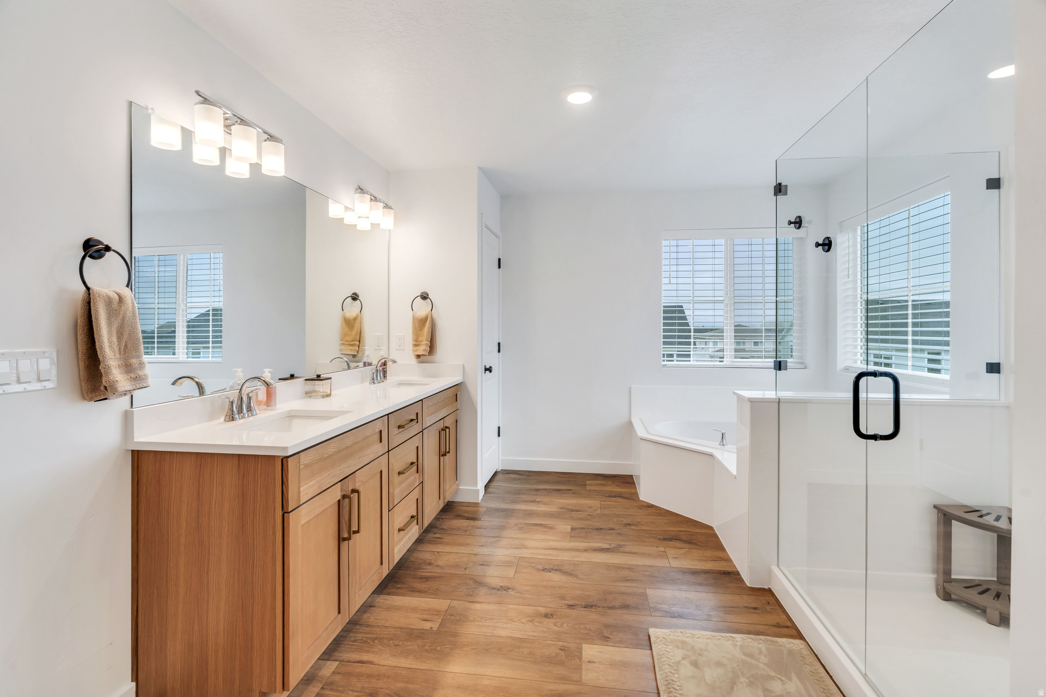 MAPLETON HEIGHTS - Residential