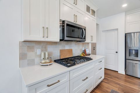 Tiny photo for 3482 S SUGAR MAPLE CT, Mapleton, UT 84664 (MLS # 2138383)