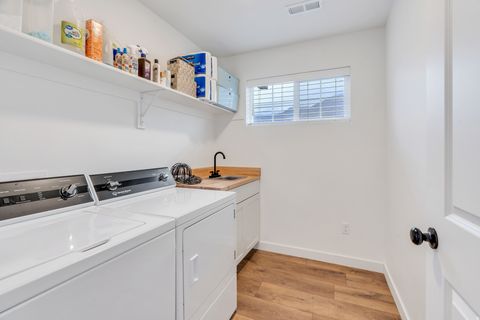 Tiny photo for 3482 S SUGAR MAPLE CT, Mapleton, UT 84664 (MLS # 2138383)