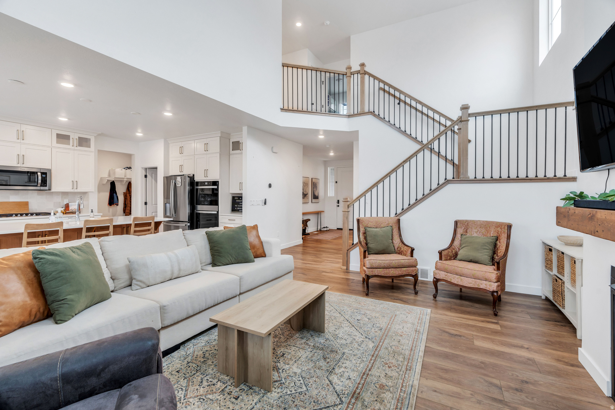 MAPLETON HEIGHTS - Residential