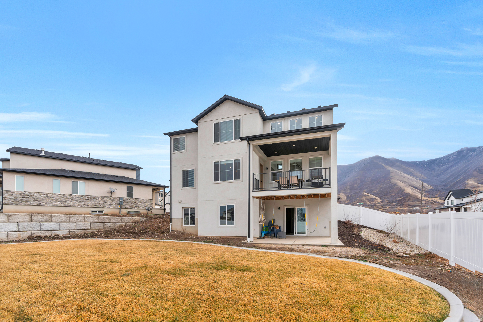 MAPLETON HEIGHTS - Residential