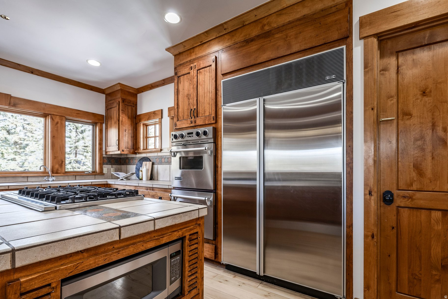 FAIRWAY HILLS - Residential