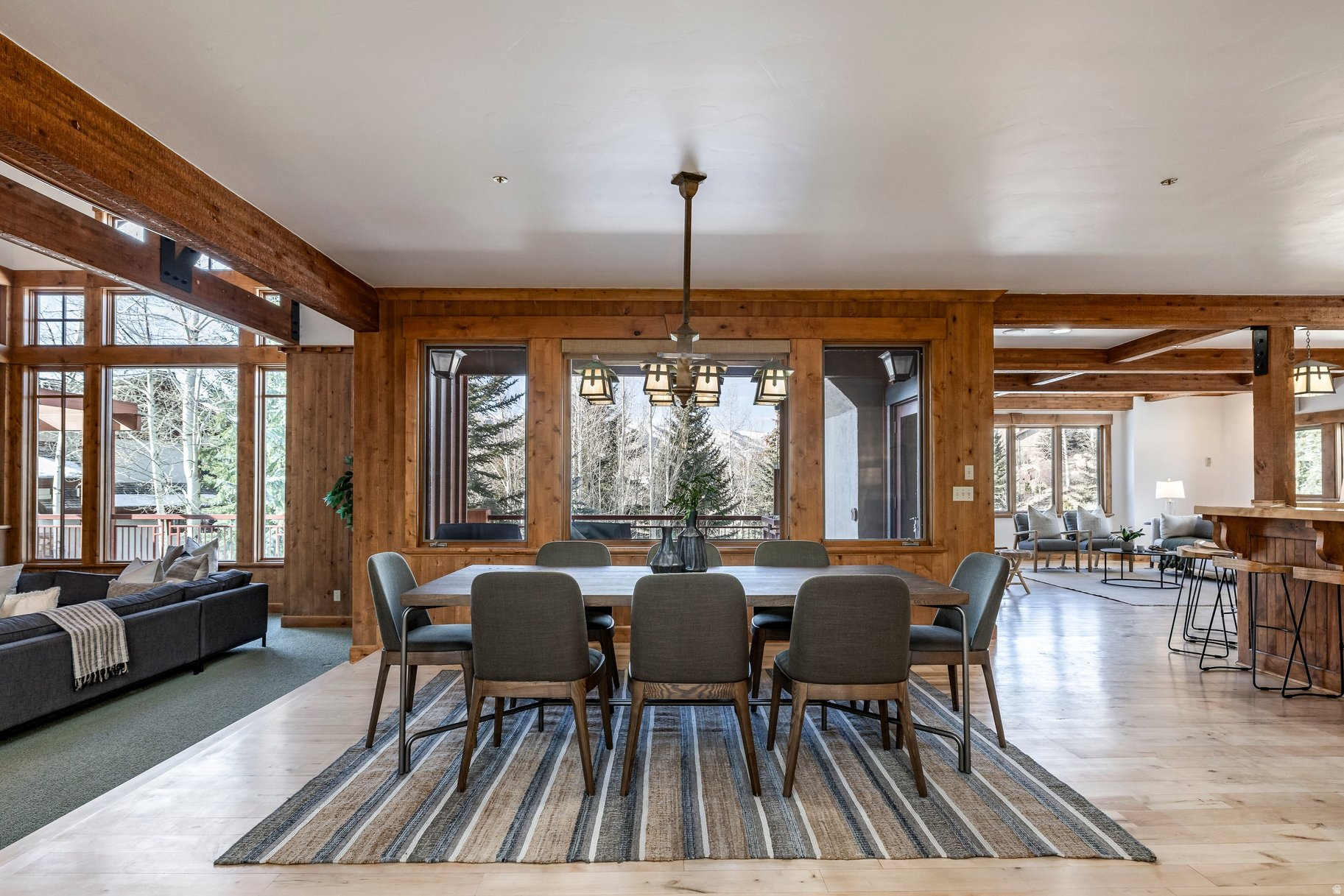 3079 FAIRWAY HILLS CT