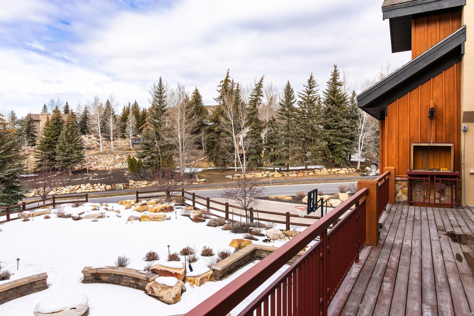 FAIRWAY HILLS - Residential