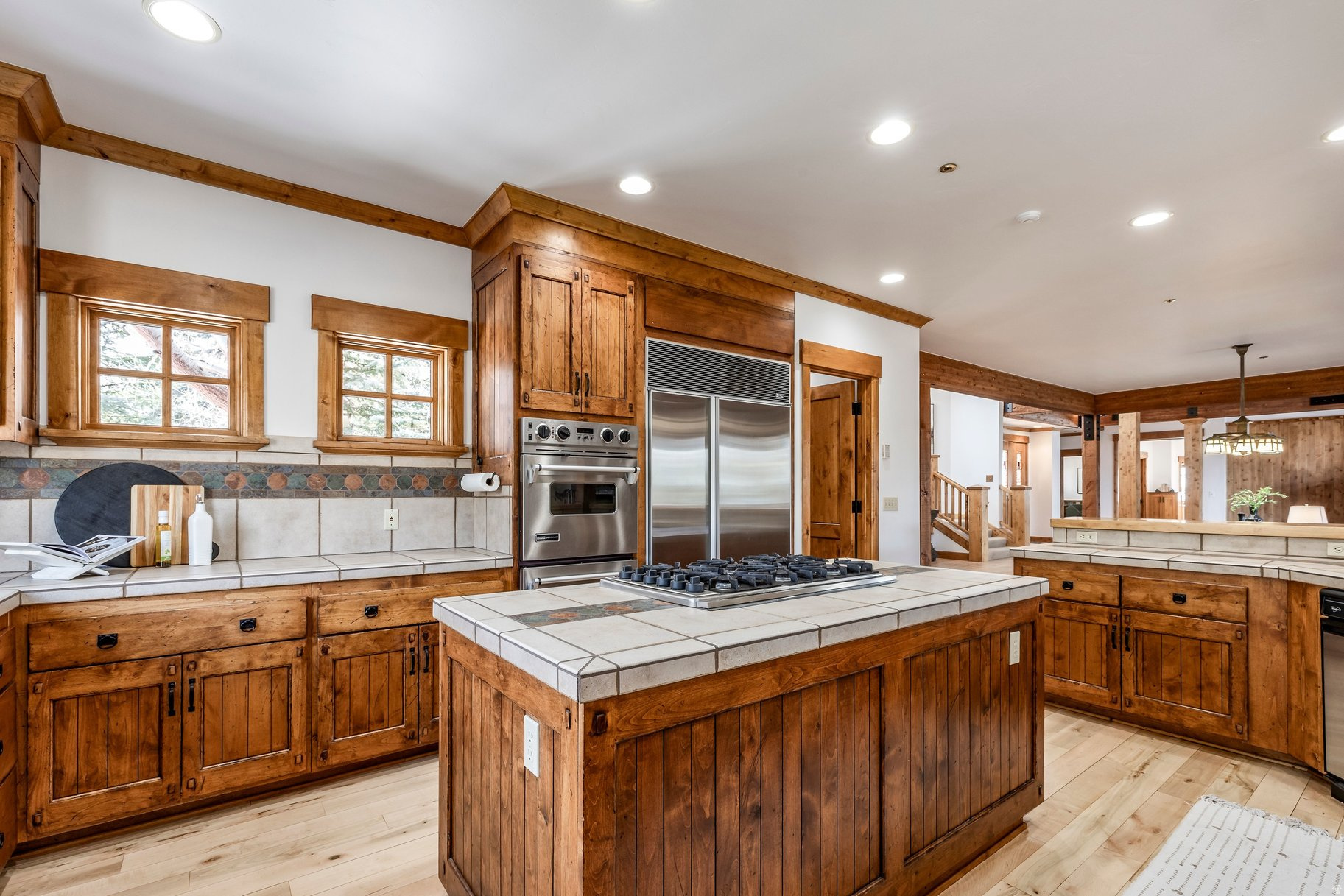 FAIRWAY HILLS - Residential