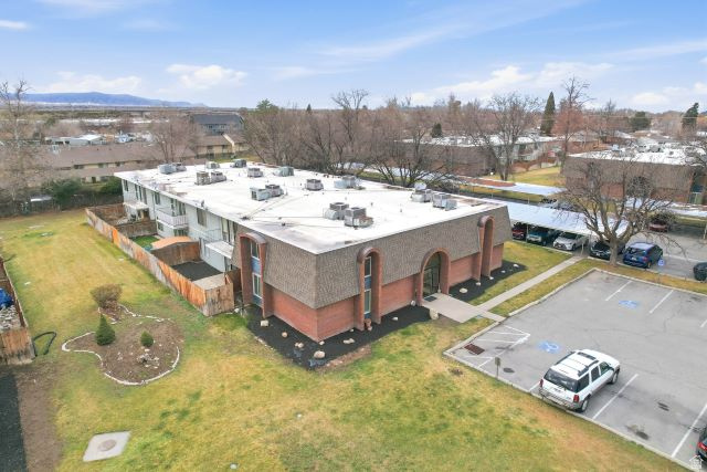 SOUTH 67 - Residential