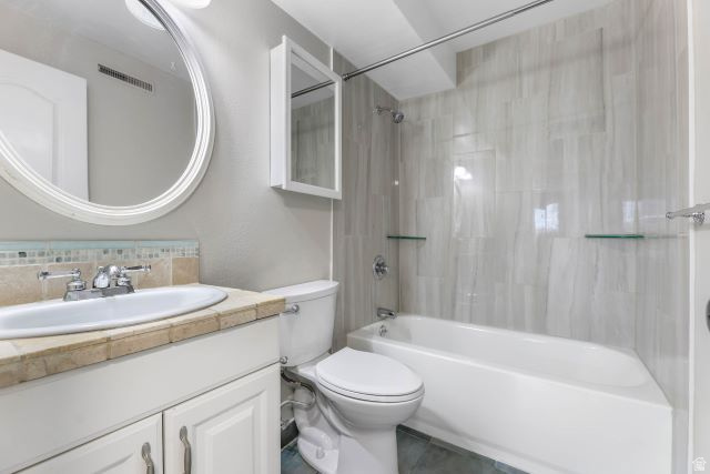 SOUTH 67 - Residential