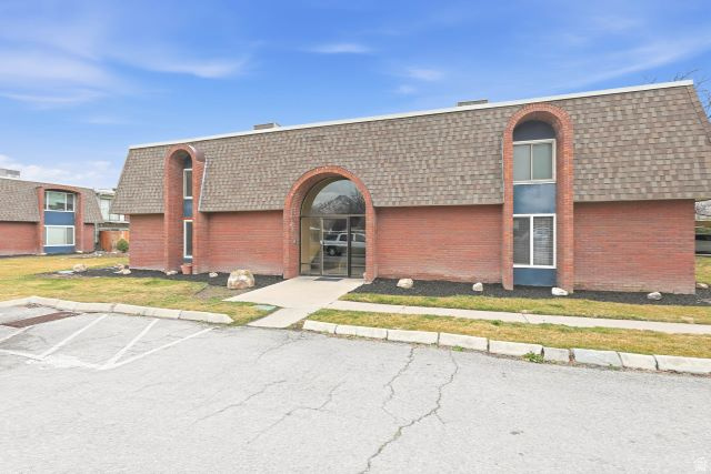 SOUTH 67 - Residential