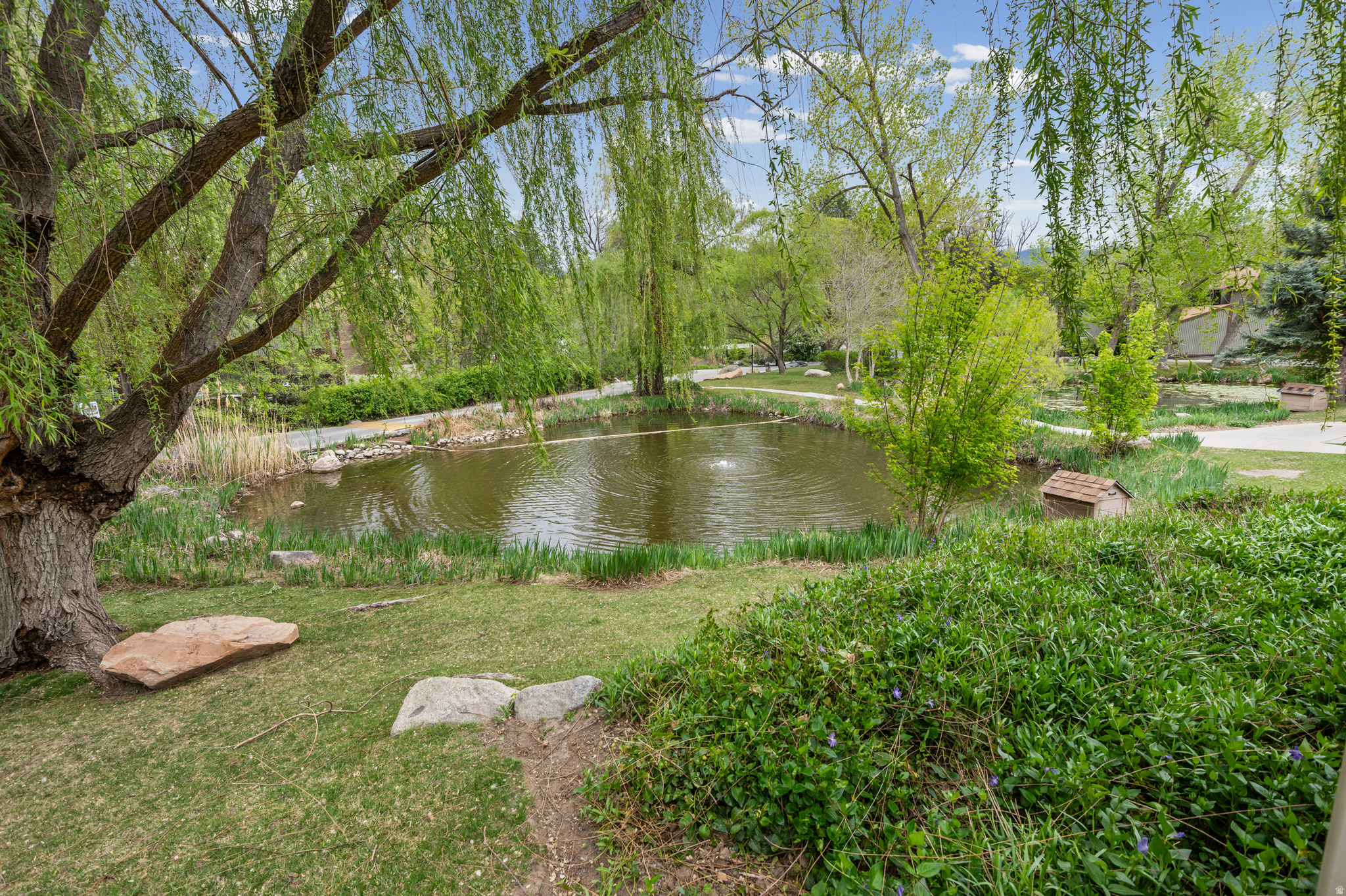 WILLOWS CONDM - Residential