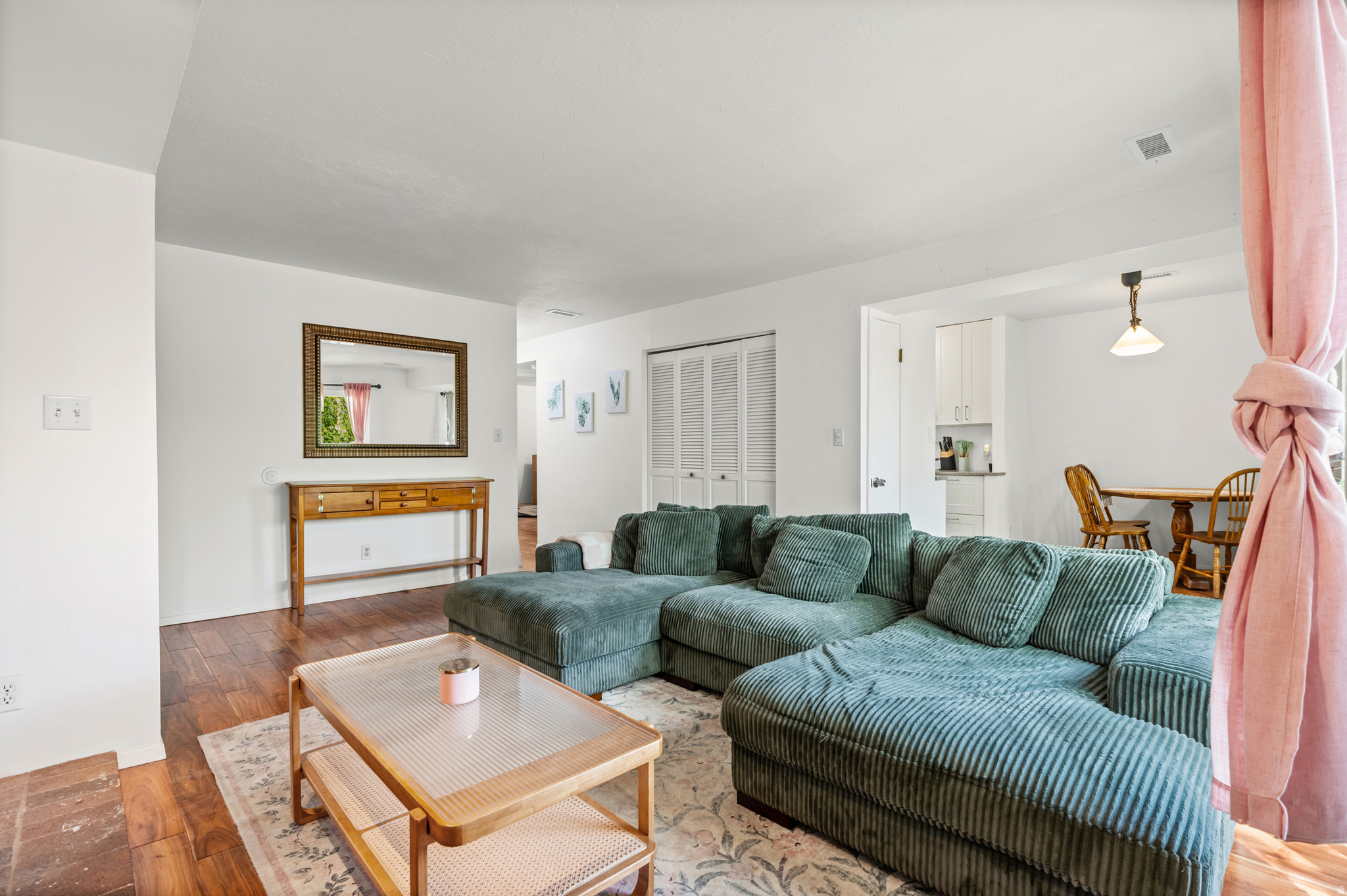 WILLOWS CONDM - Residential