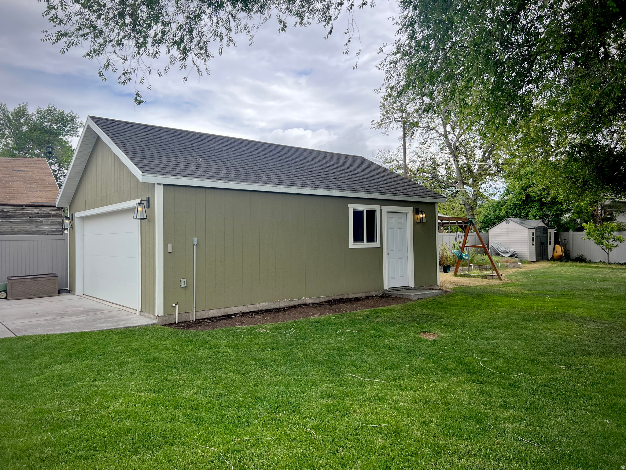 CANYON RIM - Residential