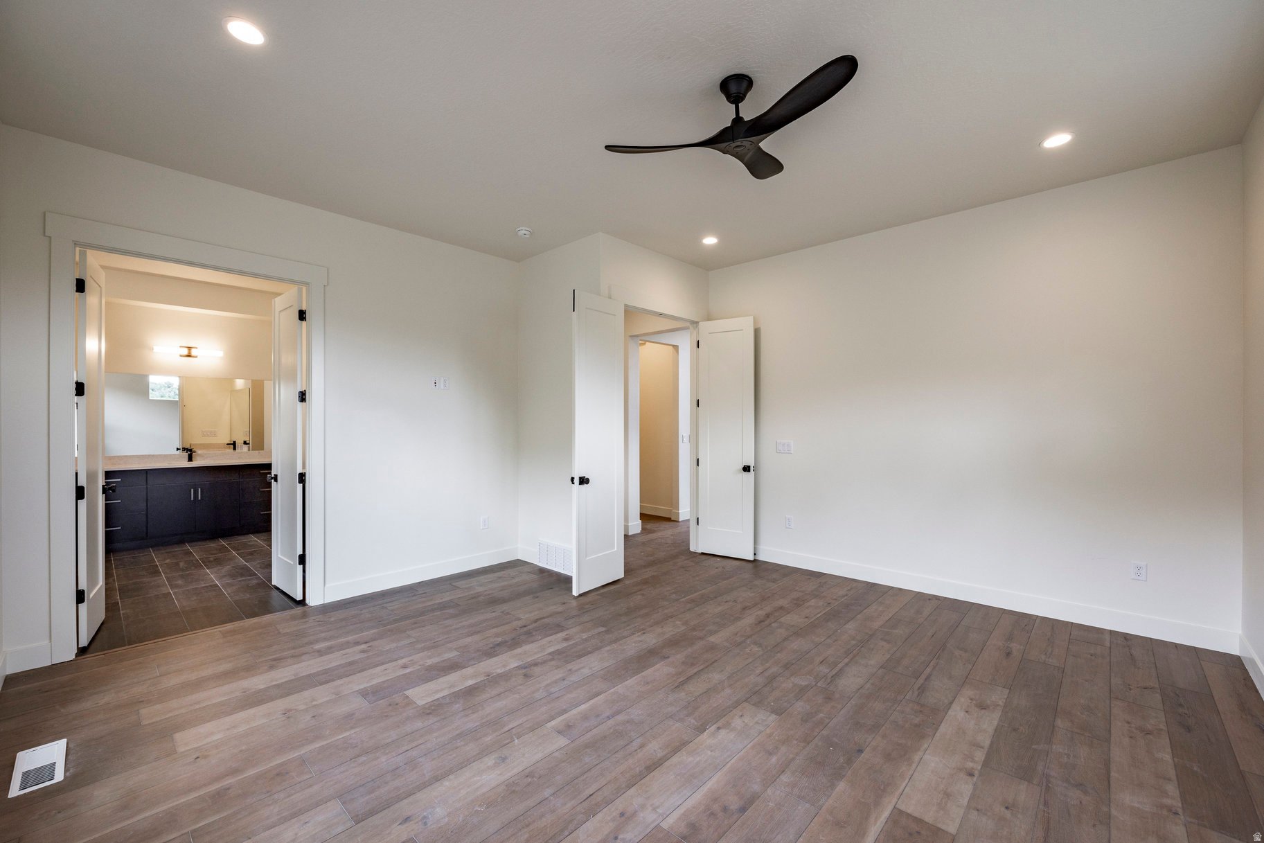 DEER SPRINGS - Residential