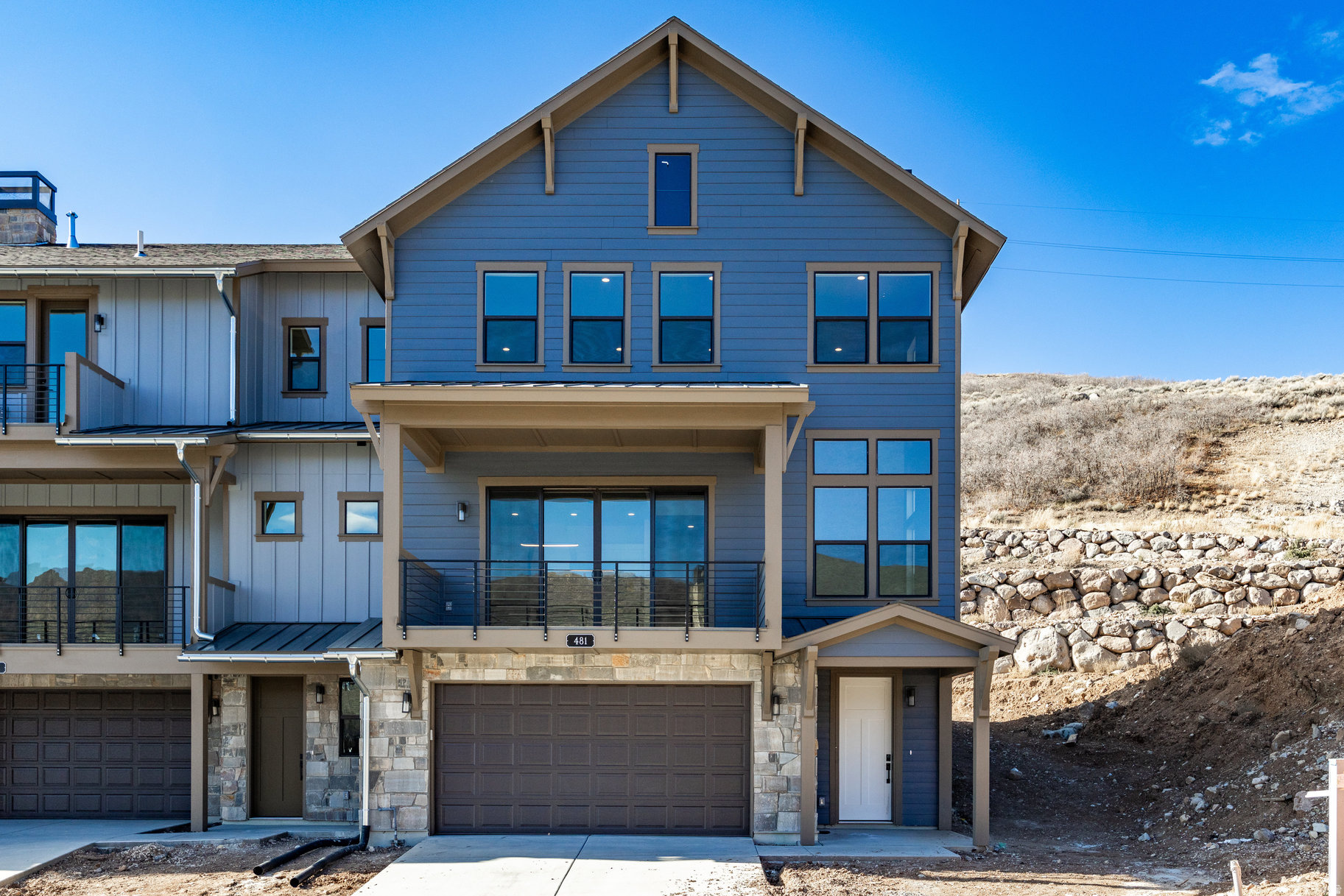 DEER SPRINGS - Residential