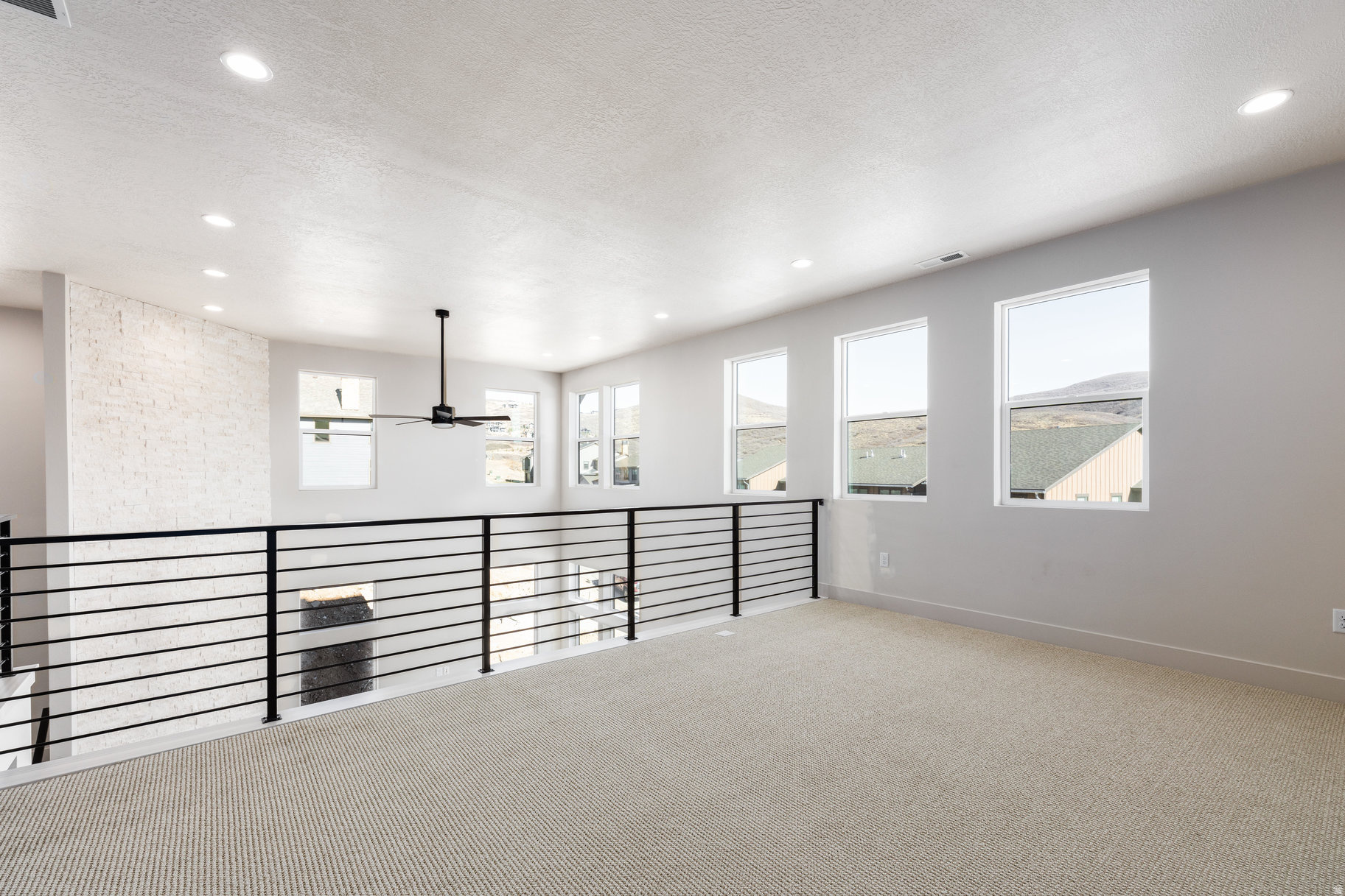 DEER SPRINGS - Residential