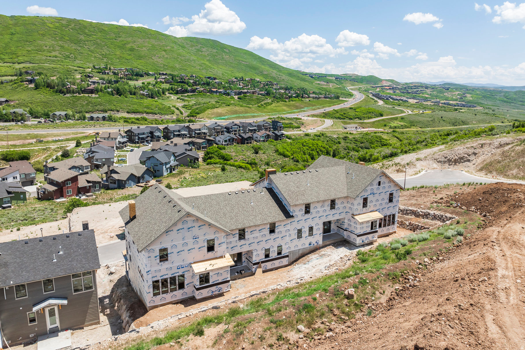 DEER SPRINGS - Residential