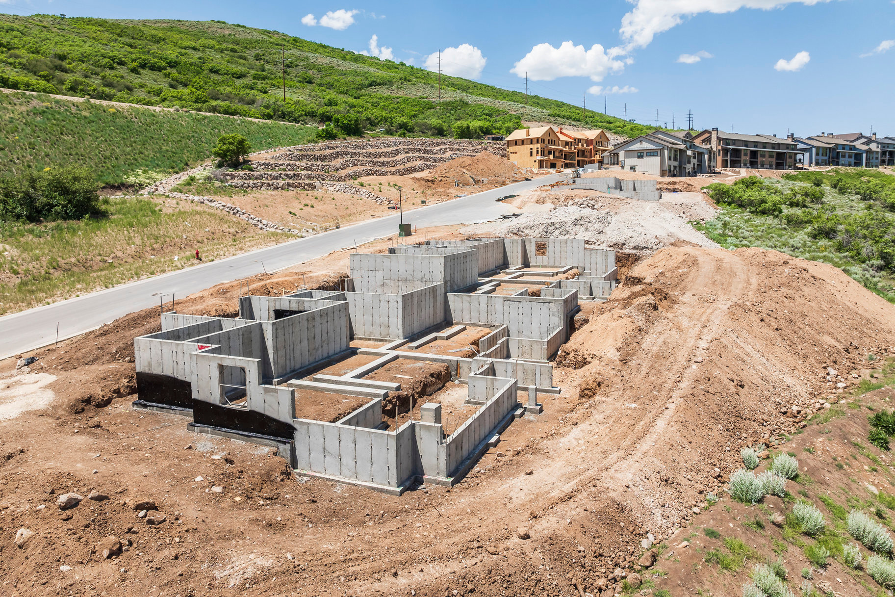 DEER SPRINGS - Residential